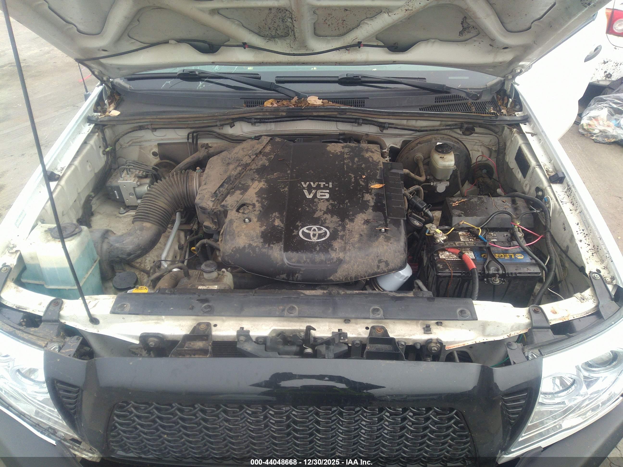 TOYOTA TACOMA image 10