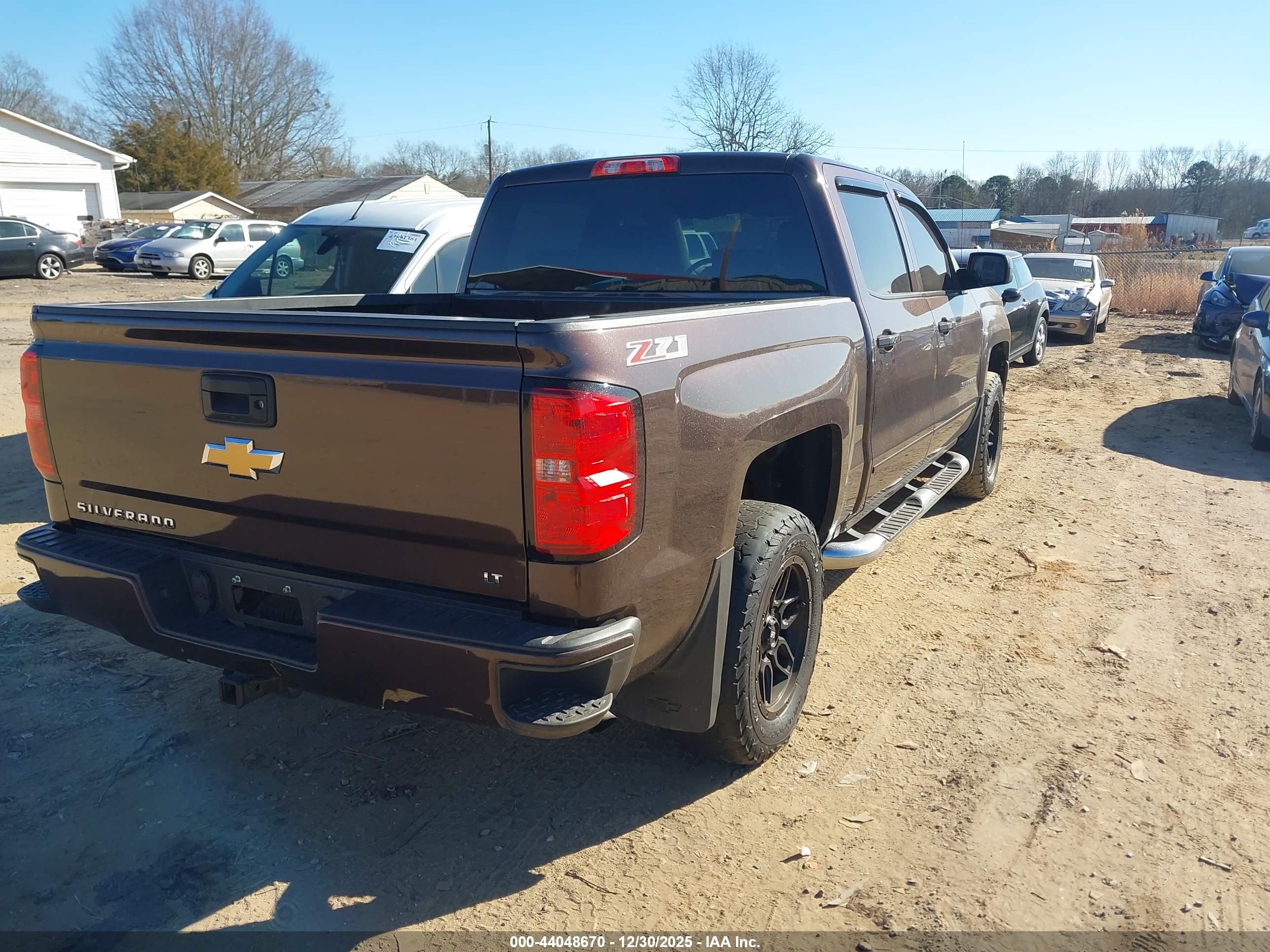 CHEVROLET SILVERADO image 4