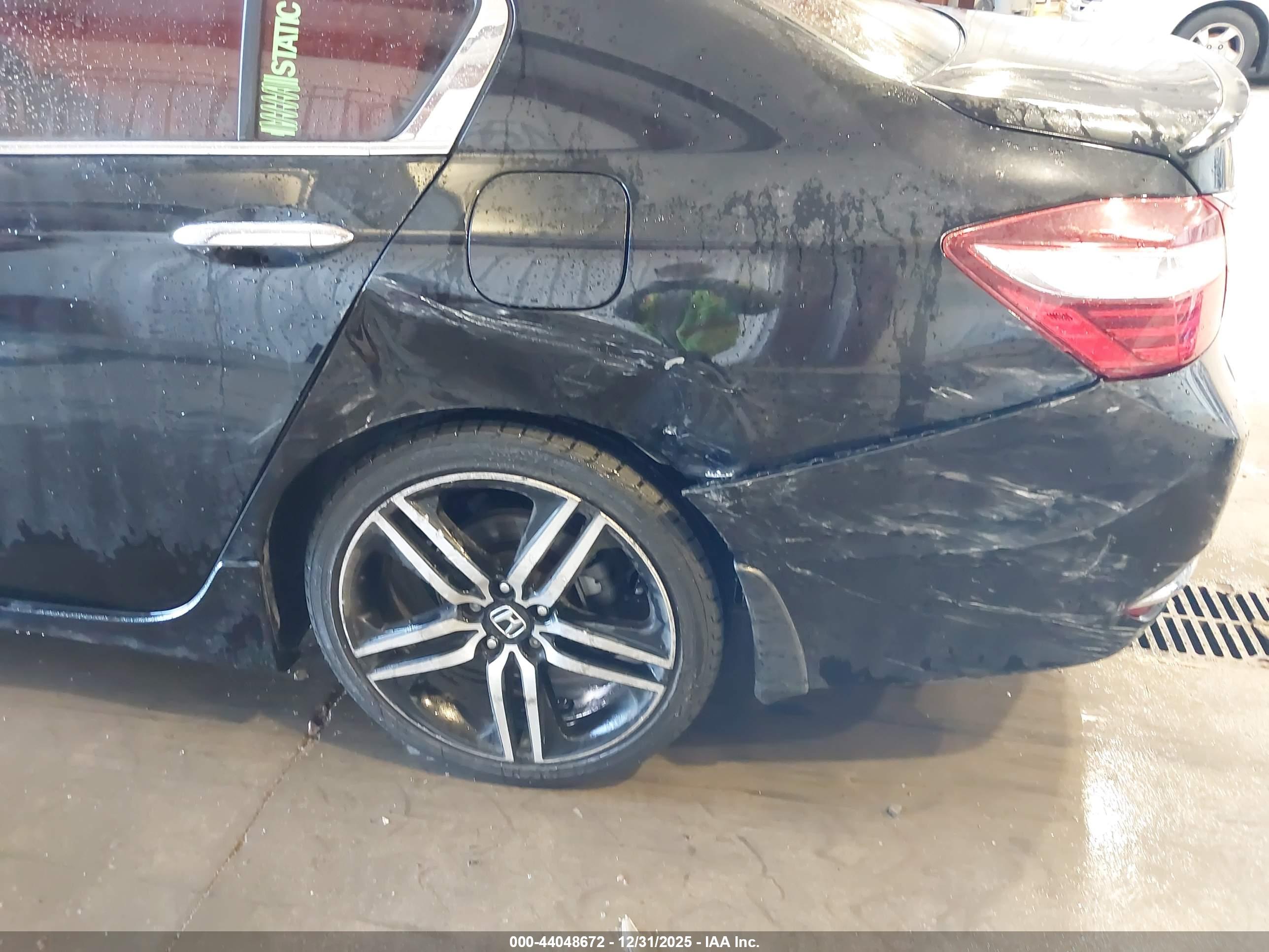 HONDA ACCORD image 6