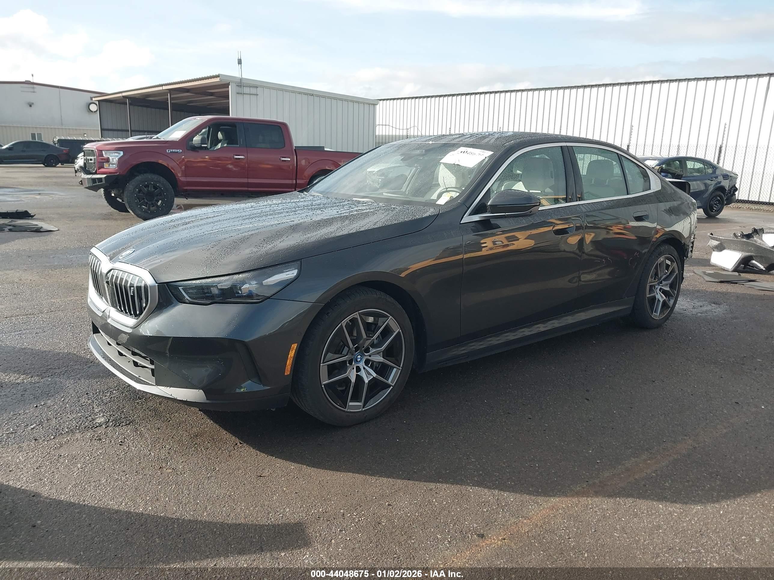 BMW I5 image 2