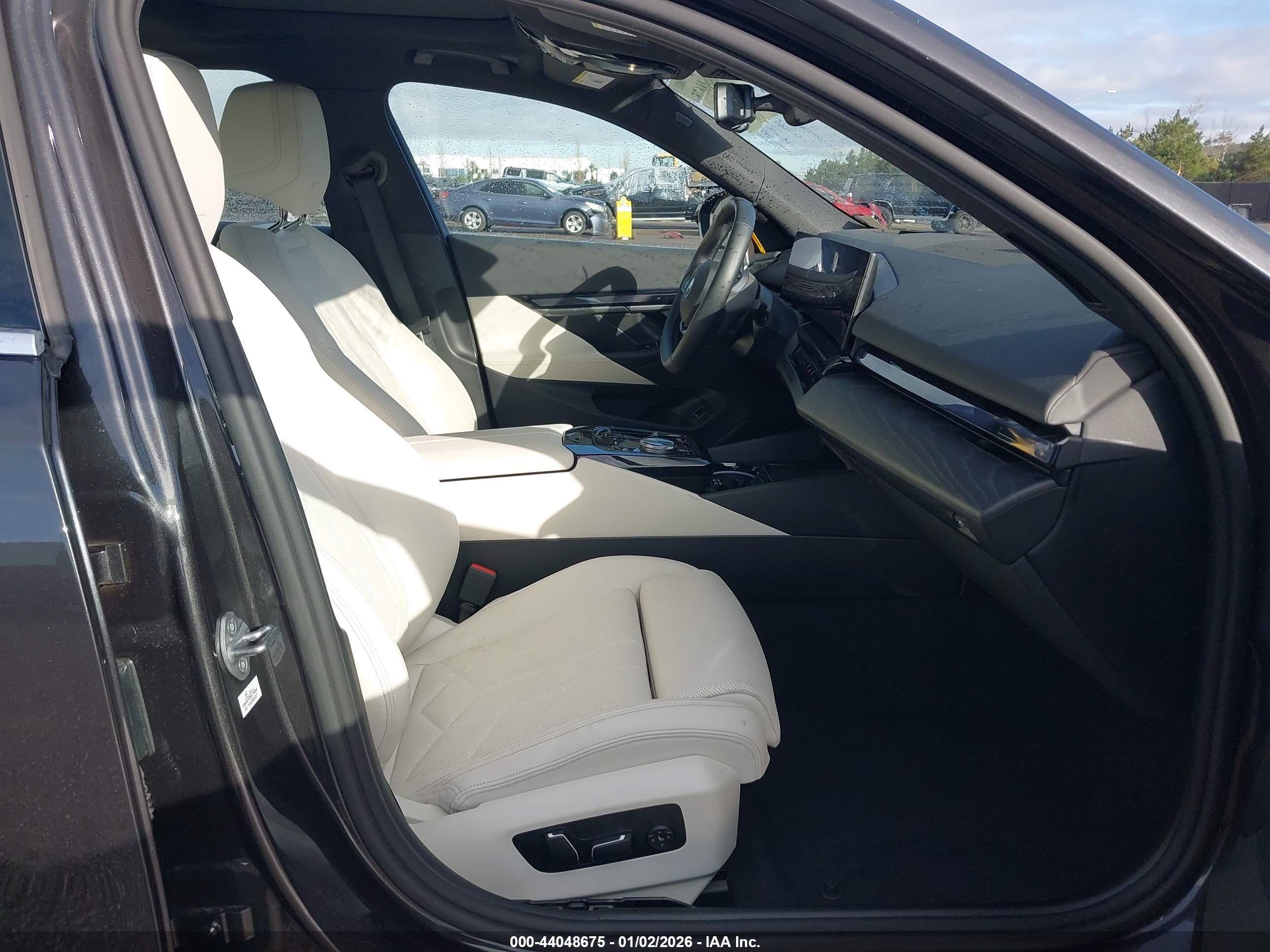 BMW I5 image 5
