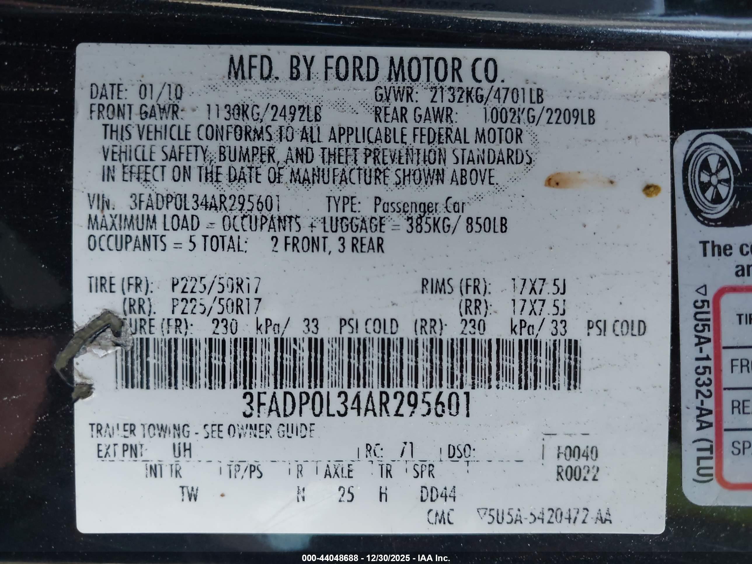 FORD FUSION image 9