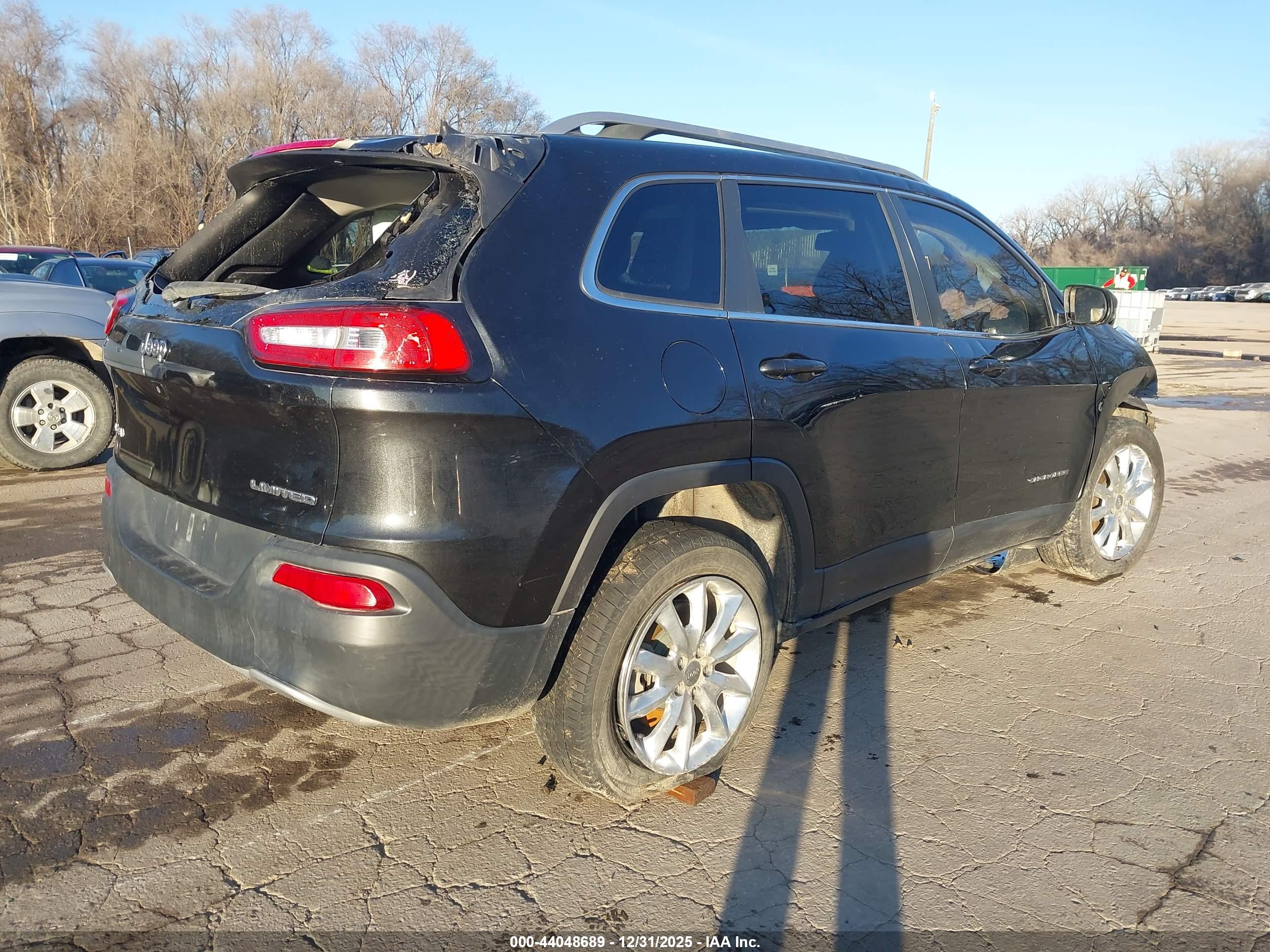 JEEP CHEROKEE image 4
