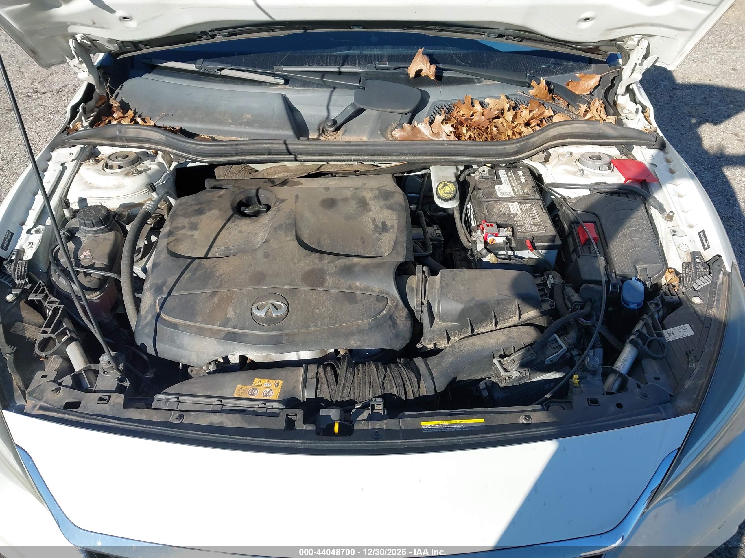 INFINITI QX30 image 10