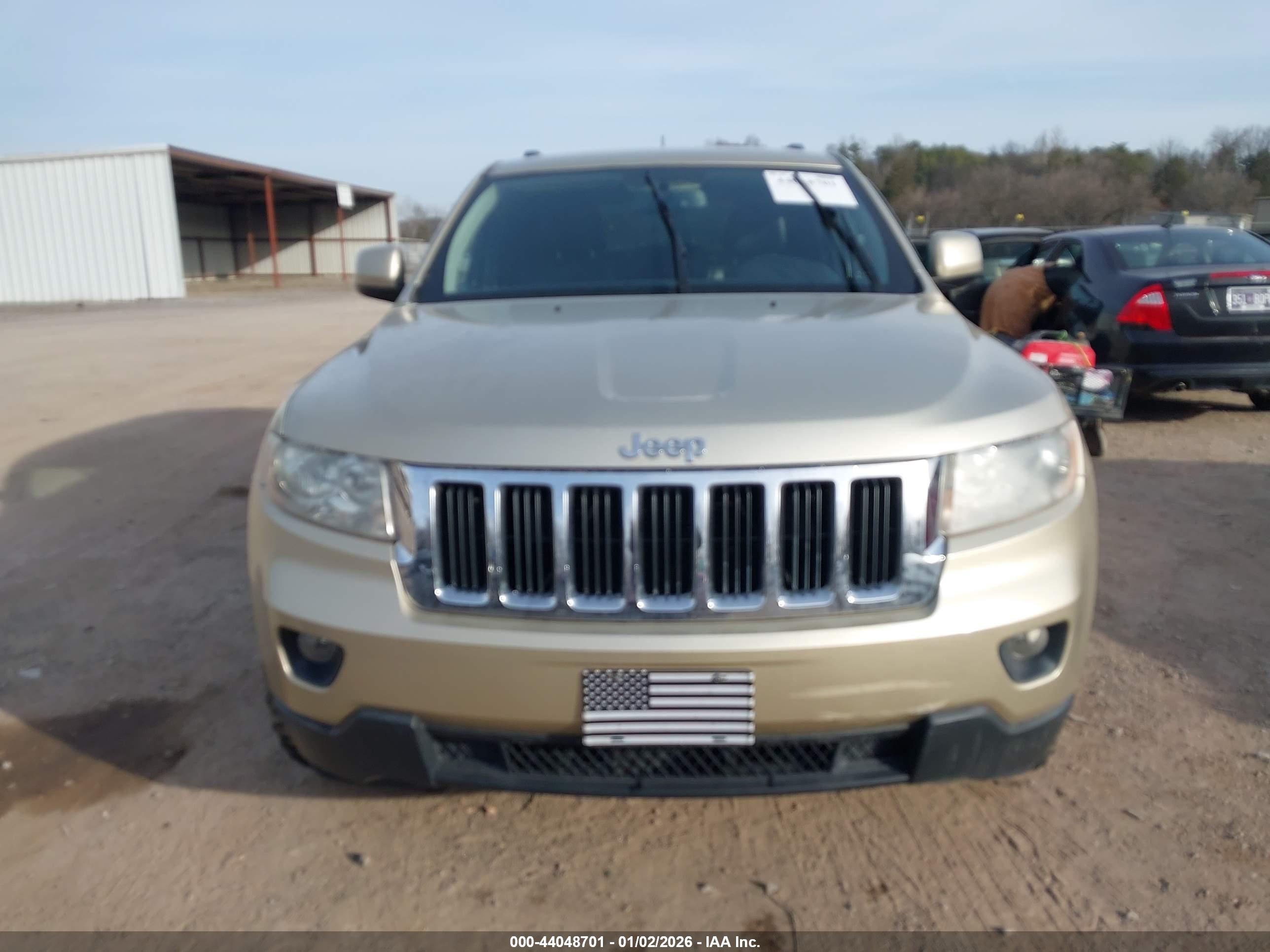 JEEP GRAND image 6