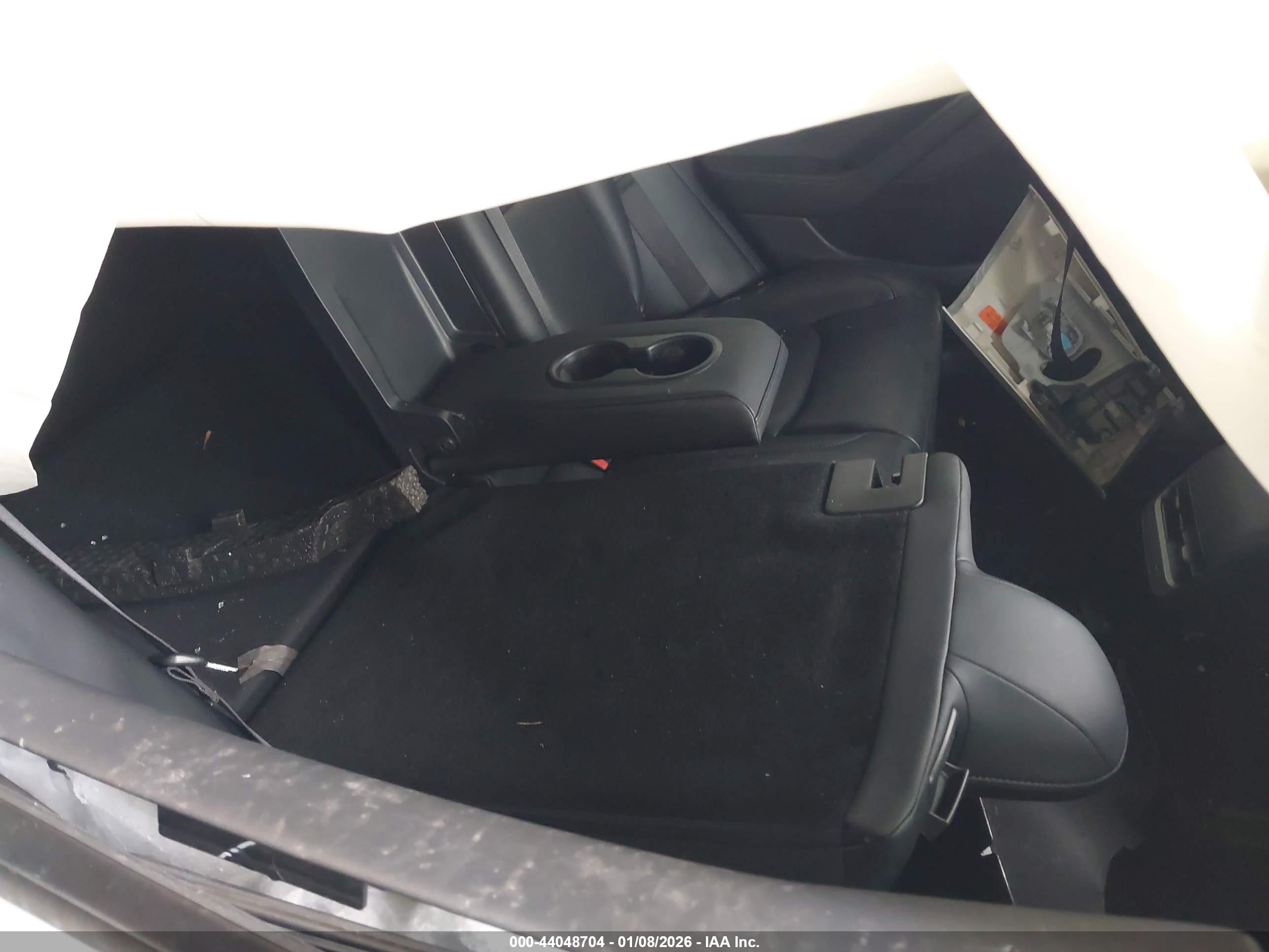 TESLA MODEL image 8