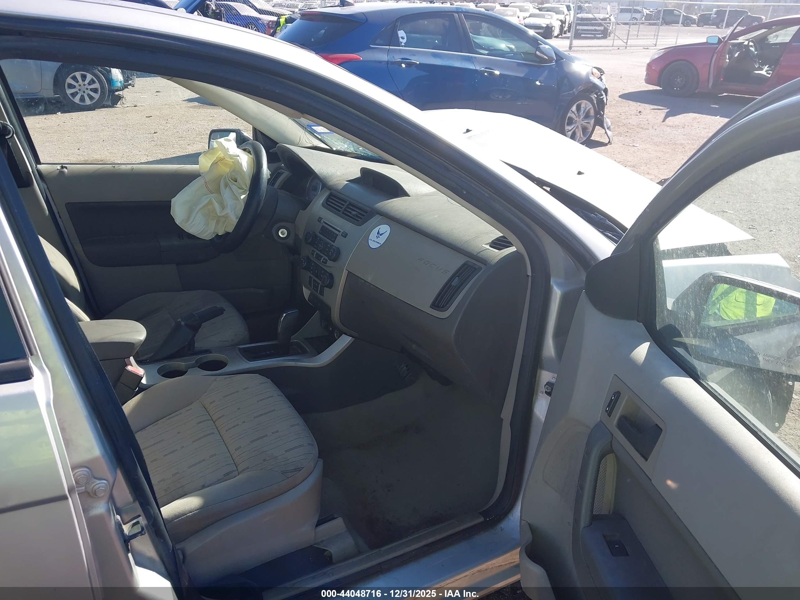 FORD FOCUS image 5
