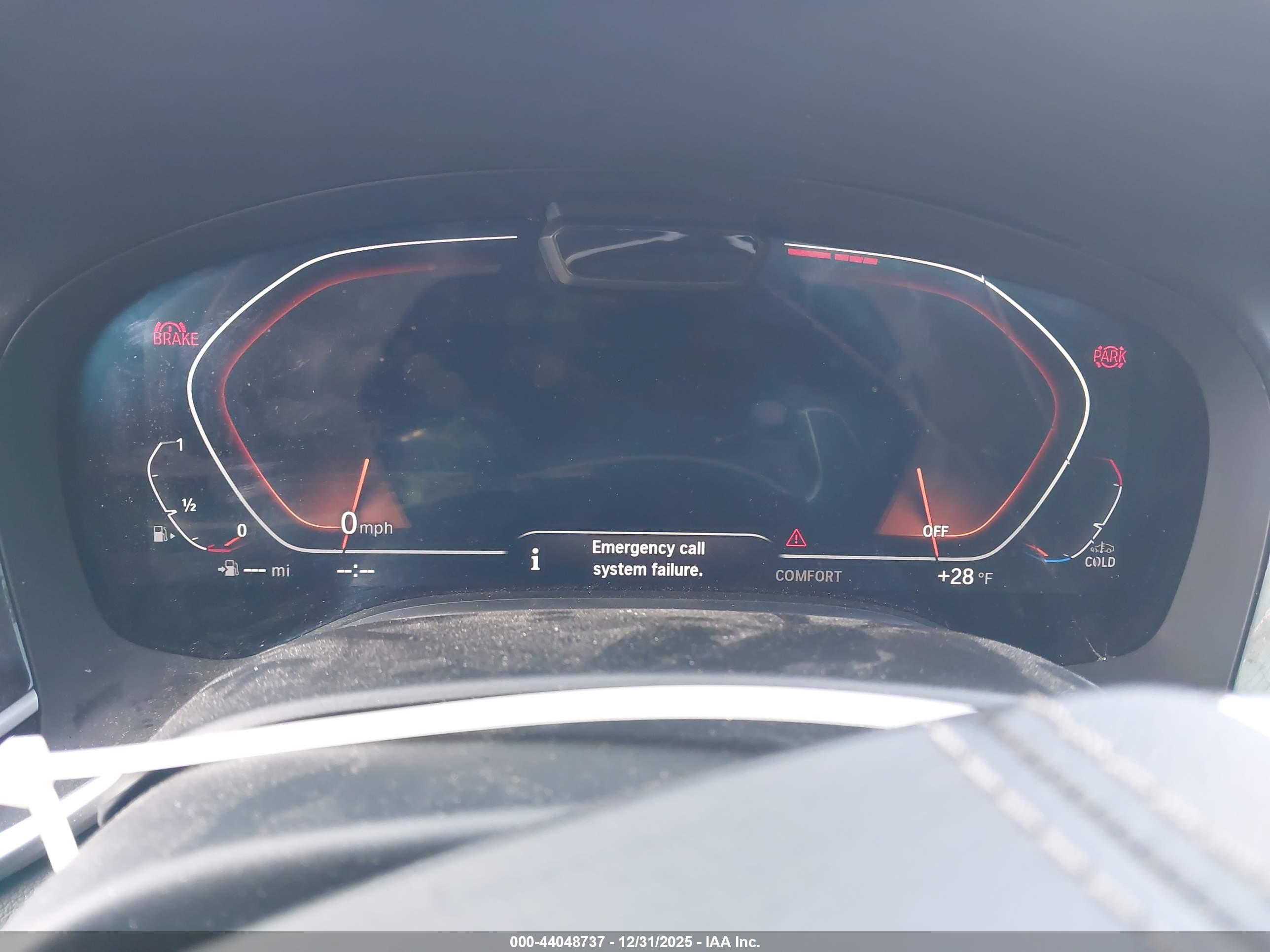 BMW 750I image 7