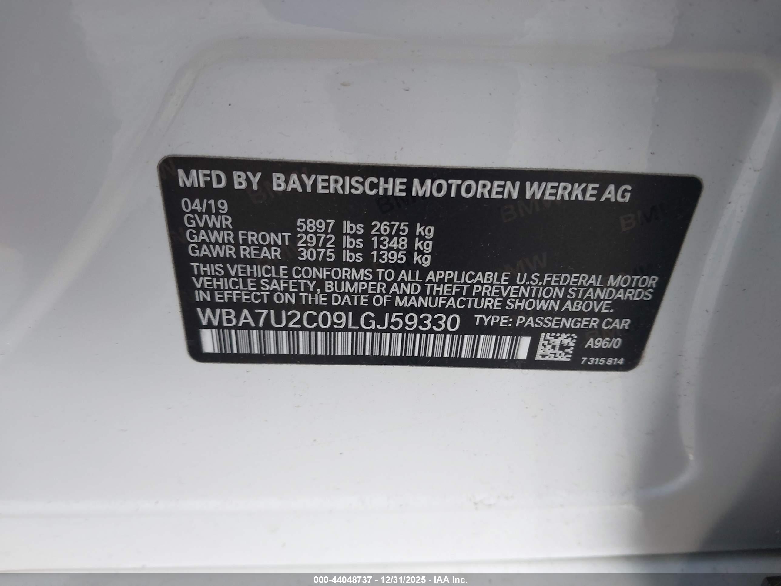 BMW 750I image 9