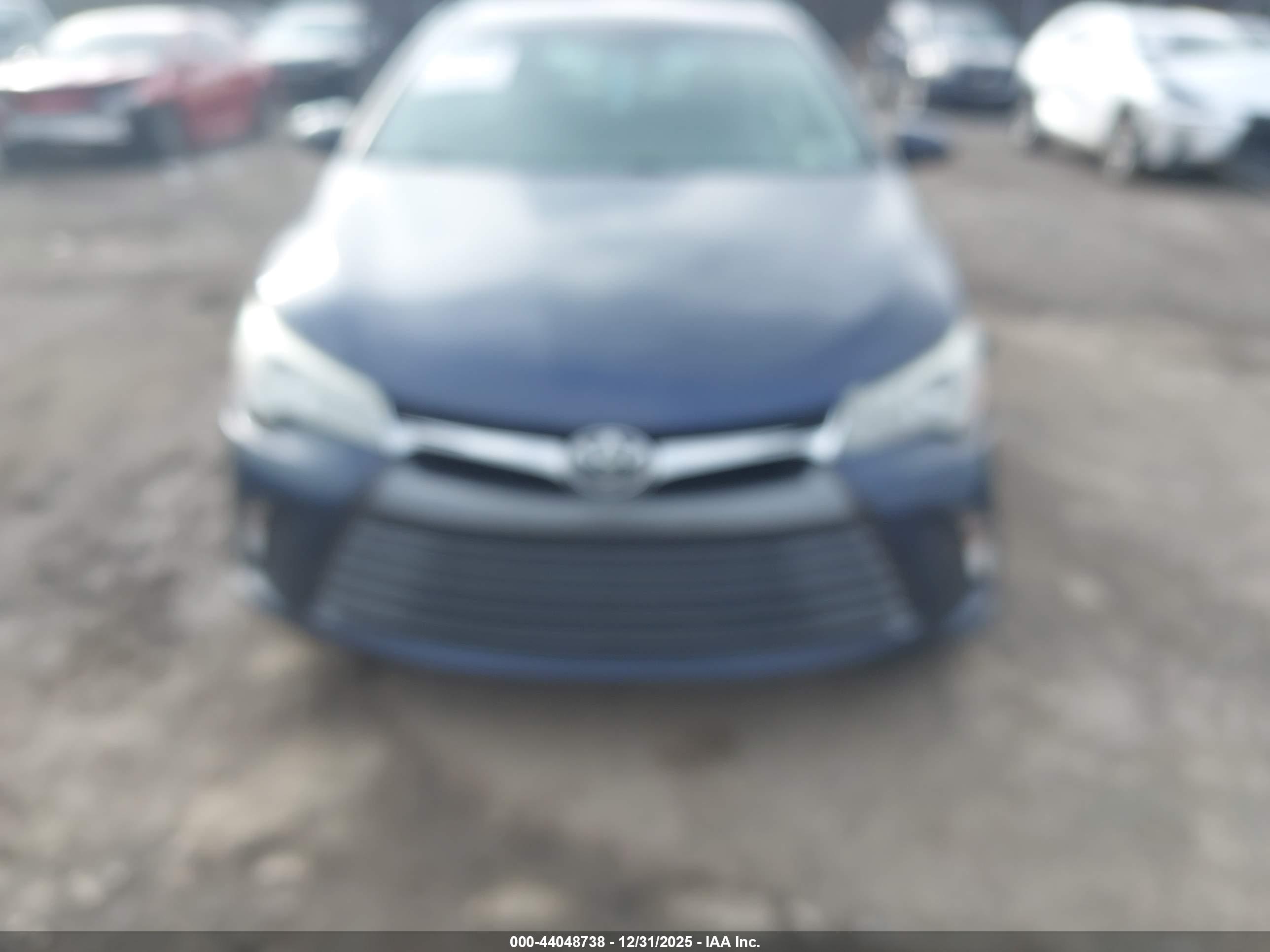 TOYOTA CAMRY image 6