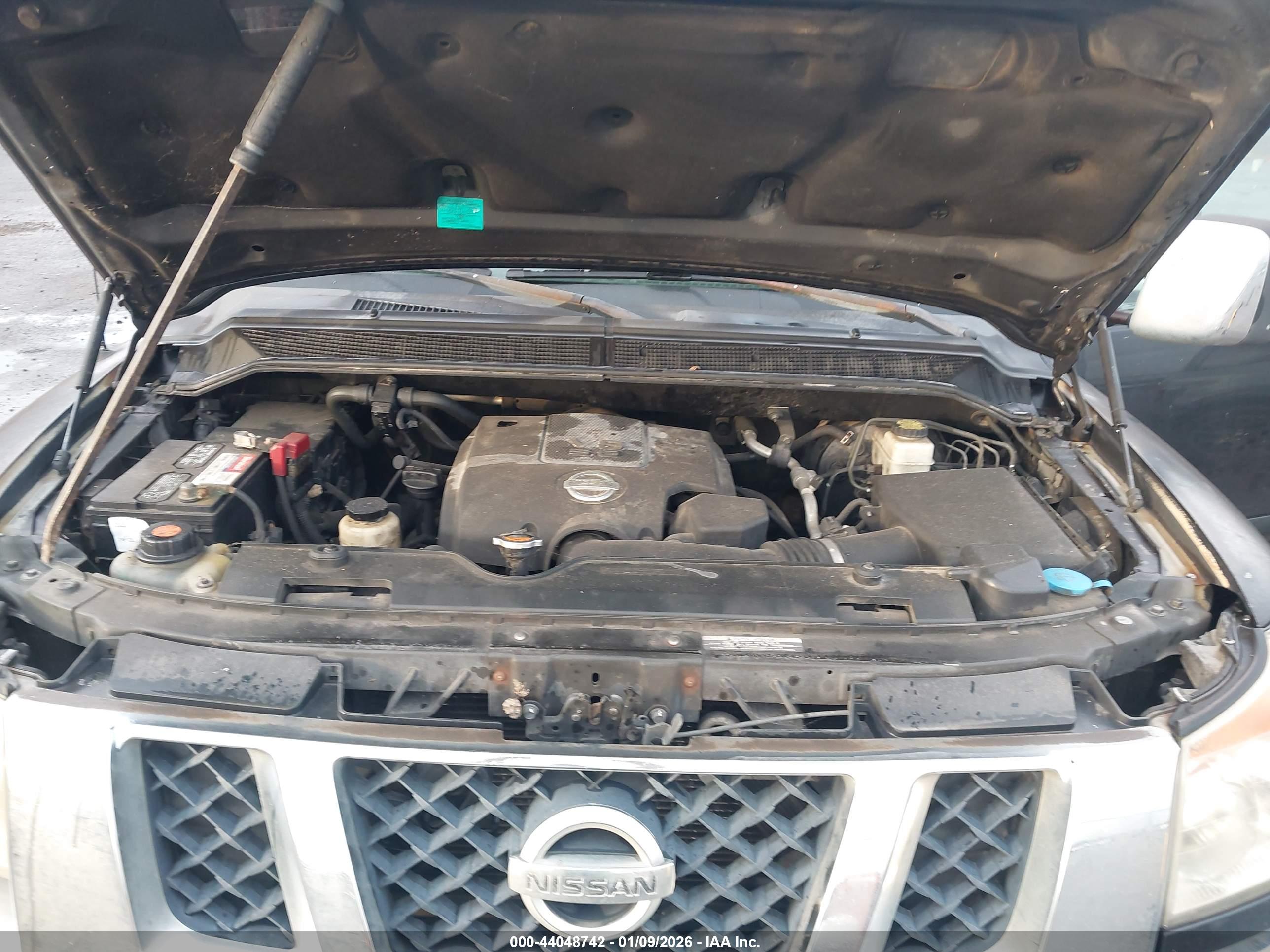 NISSAN TITAN image 10