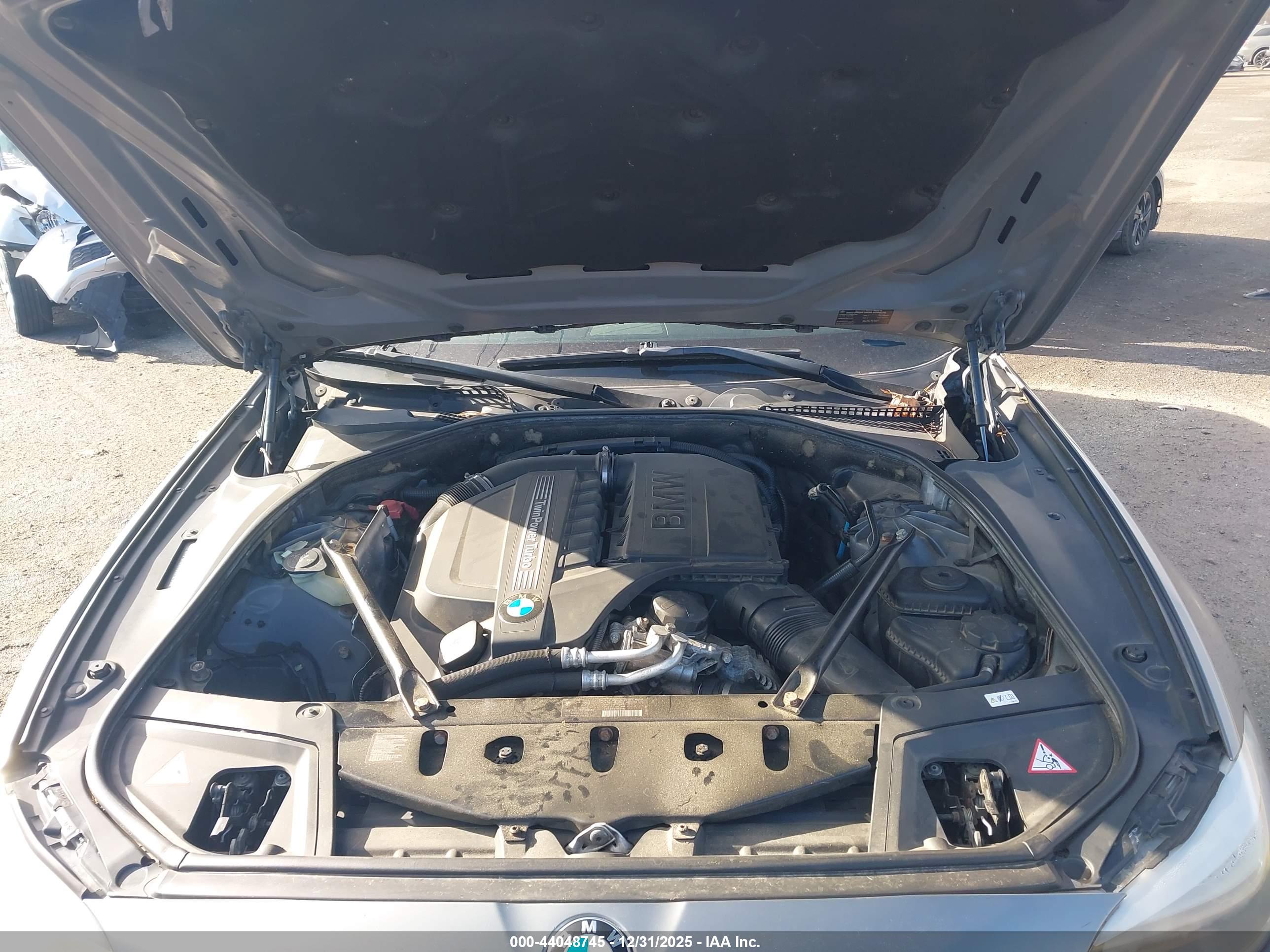 BMW 535I image 10