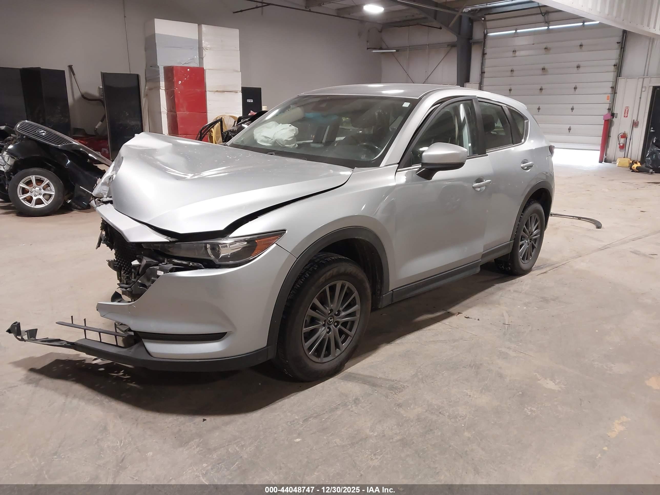 MAZDA CX-5 image 2