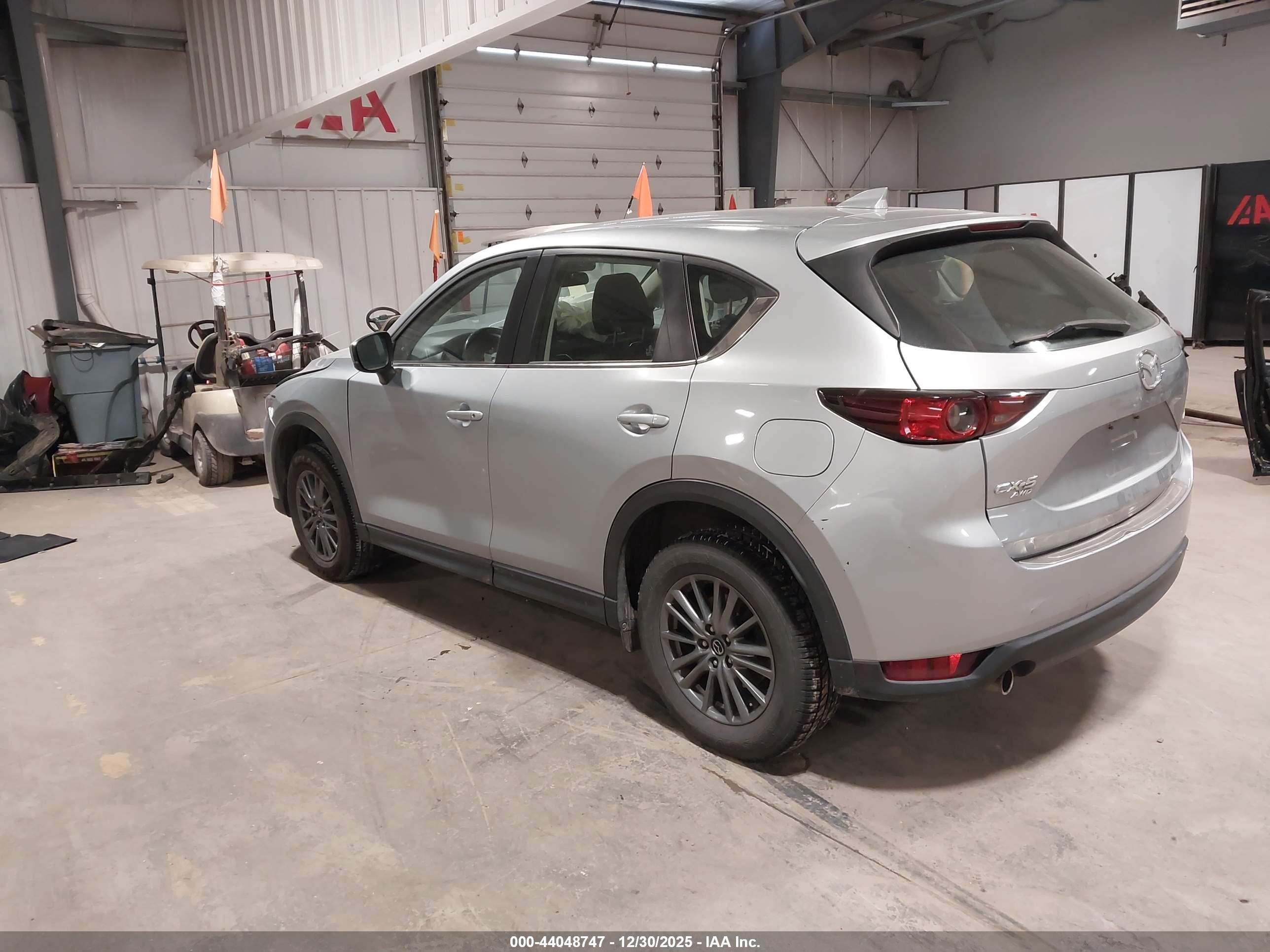 MAZDA CX-5 image 3