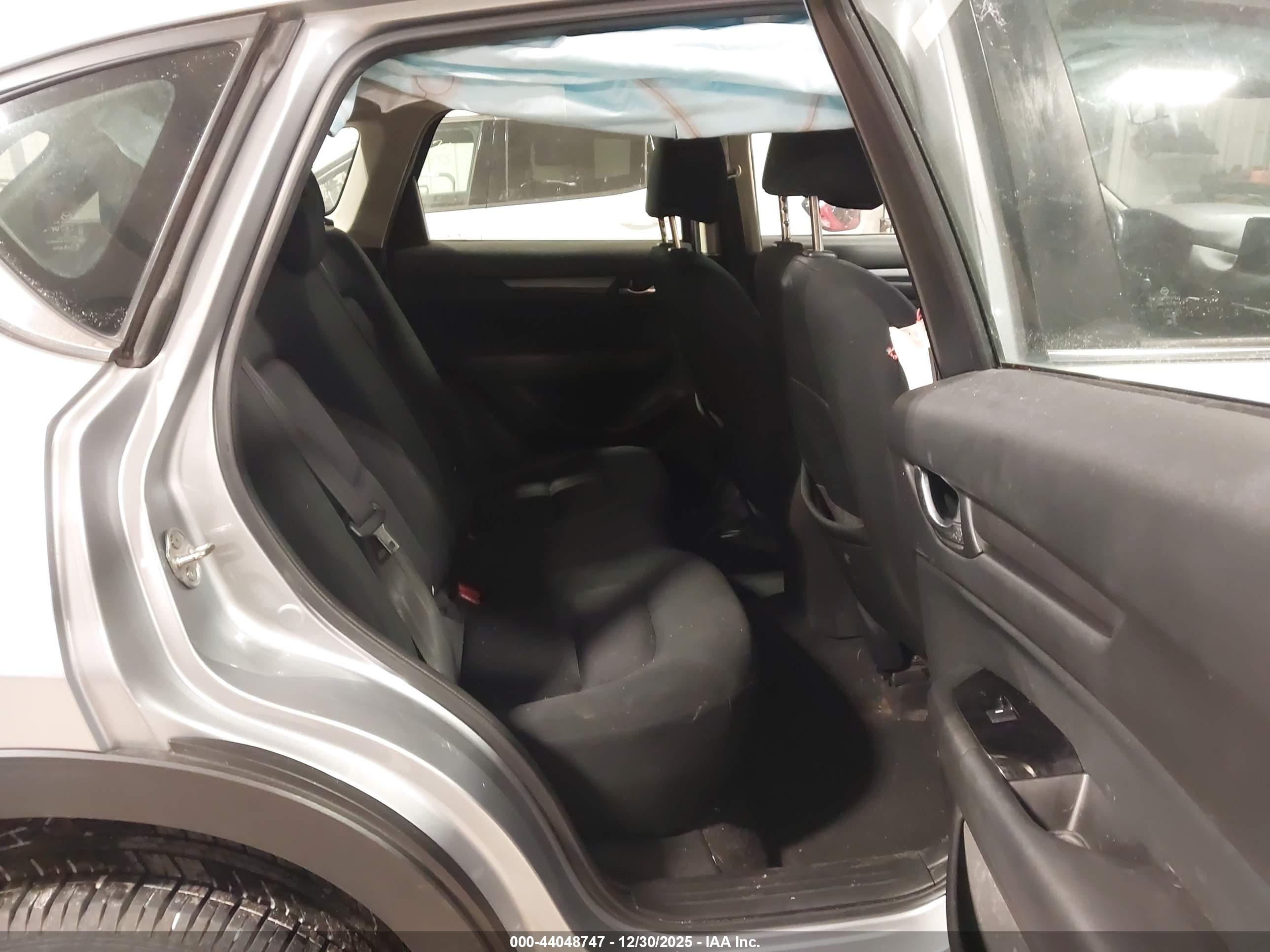 MAZDA CX-5 image 8