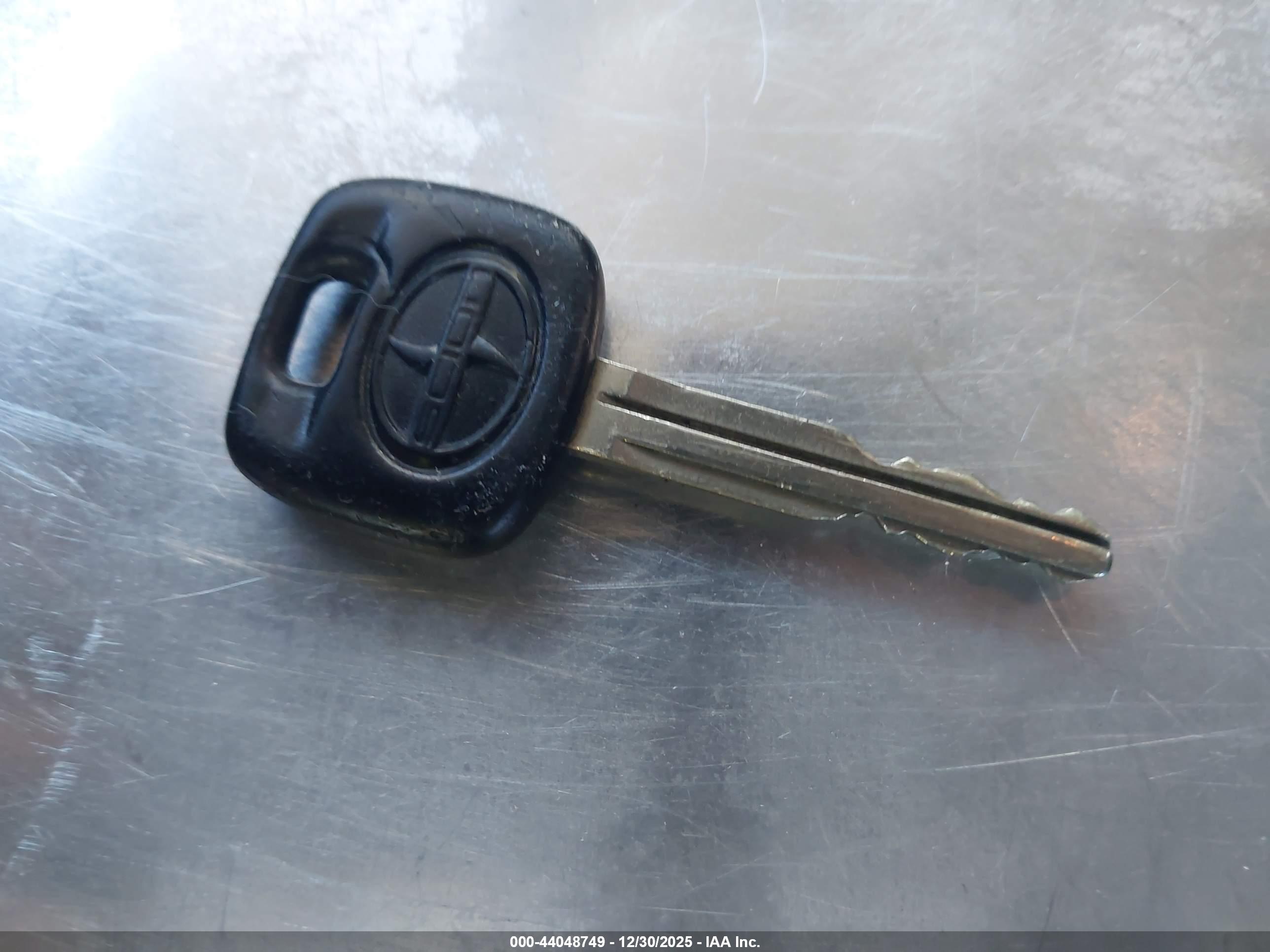SCION XB image 11