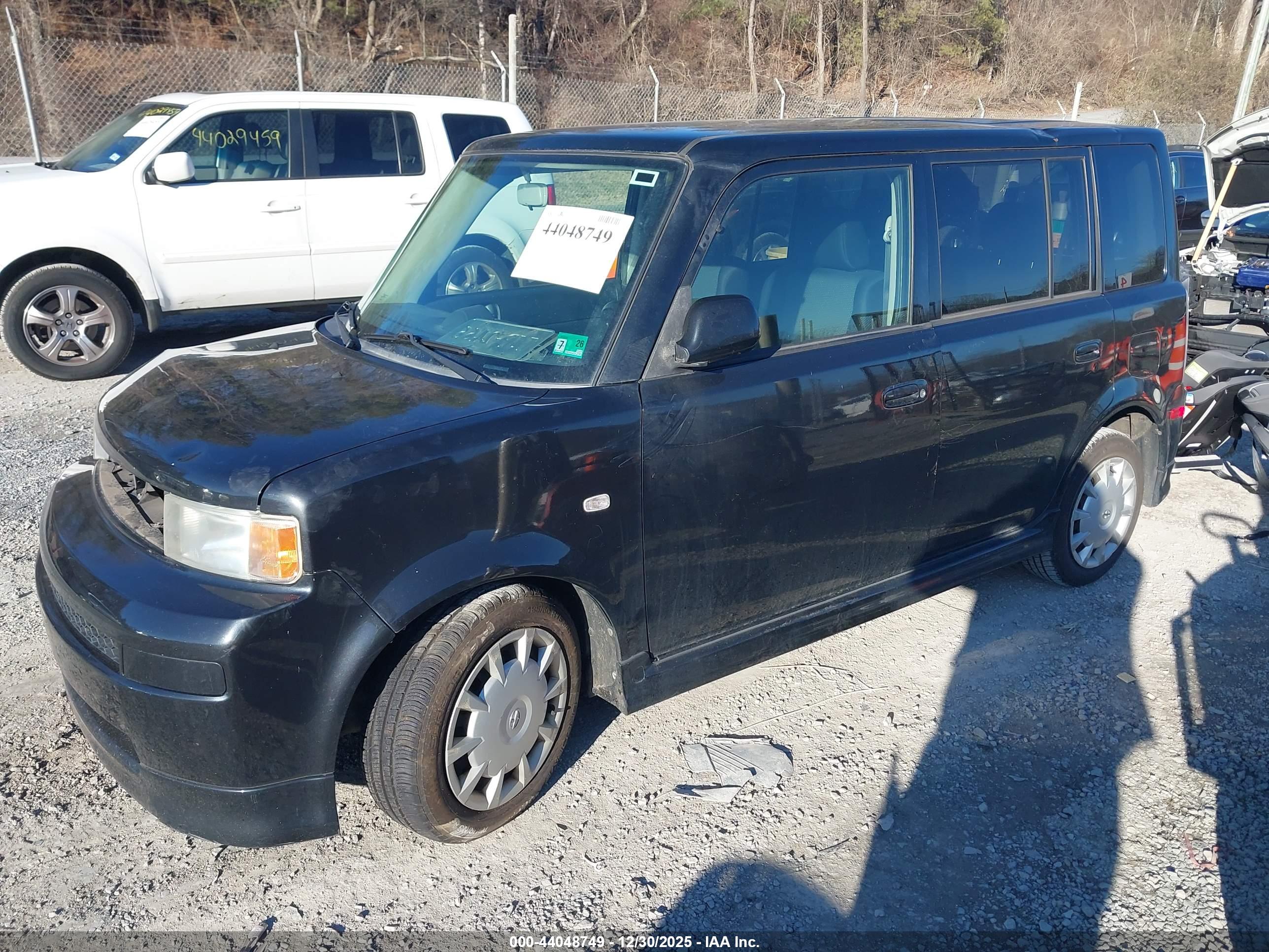 SCION XB image 2