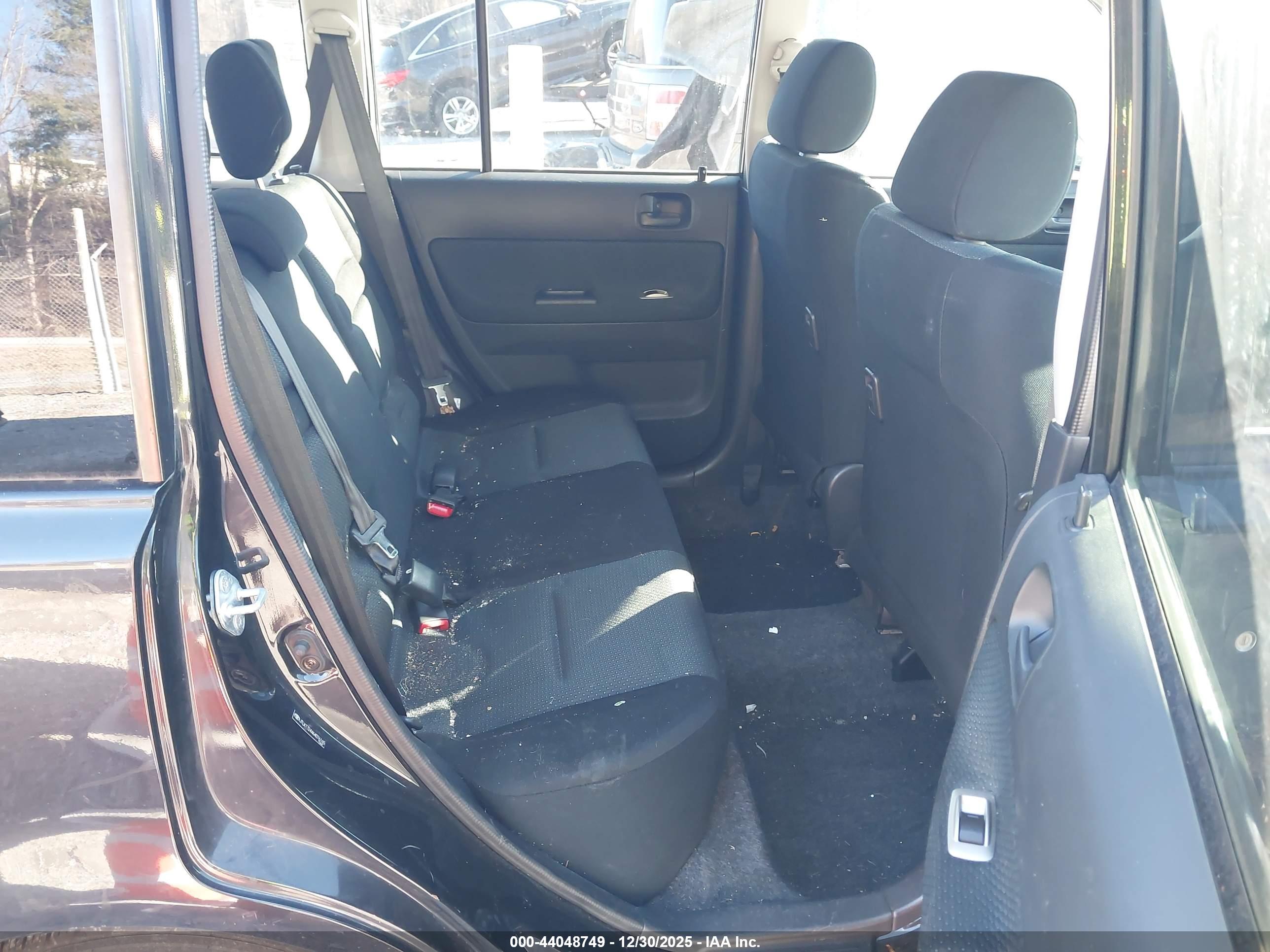 SCION XB image 8