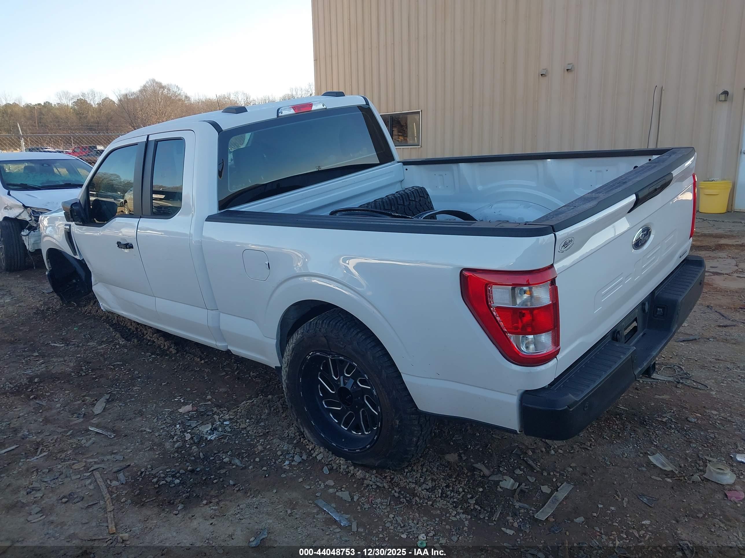 FORD F-150 image 3