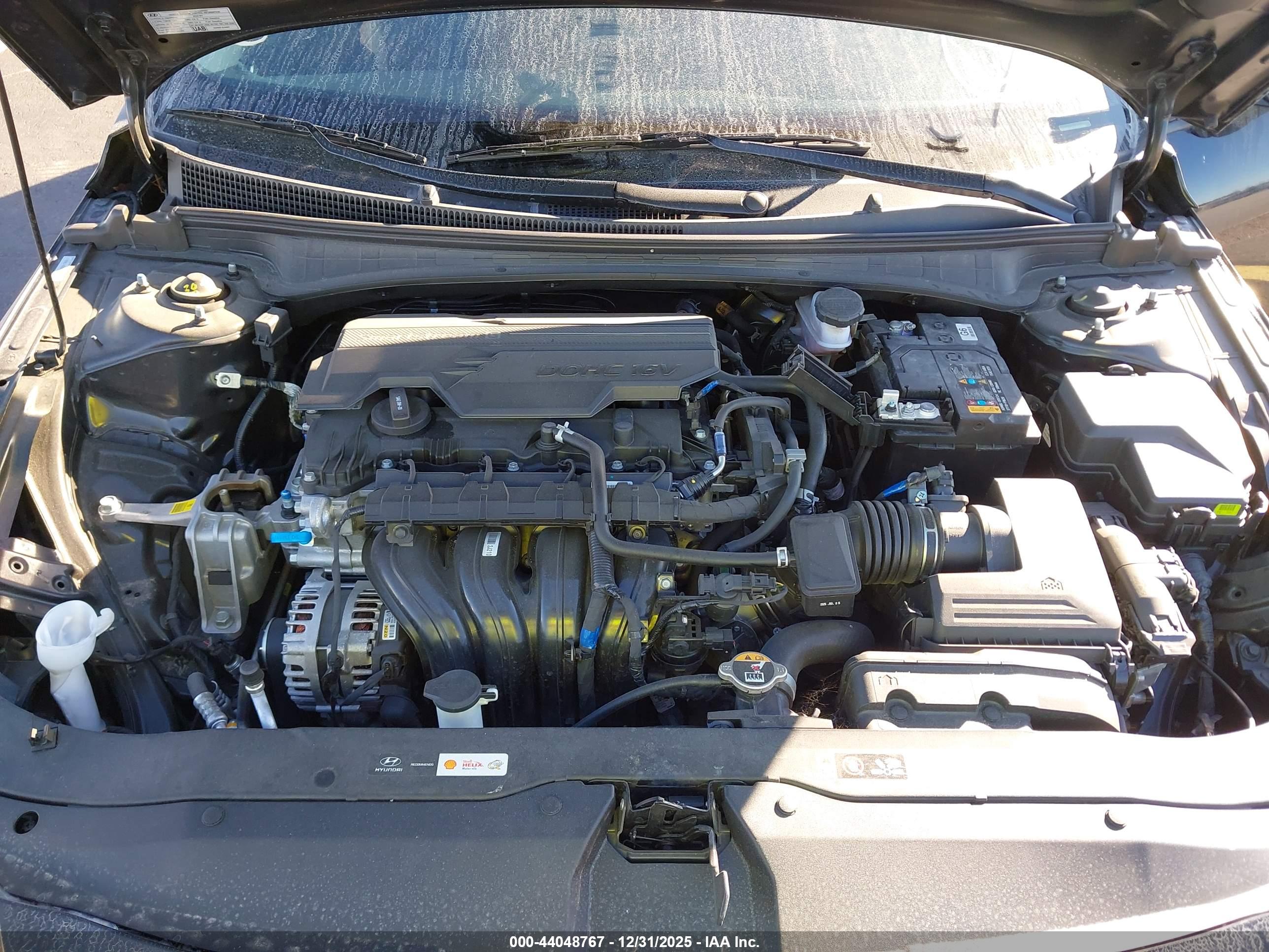 HYUNDAI ELANTRA image 10