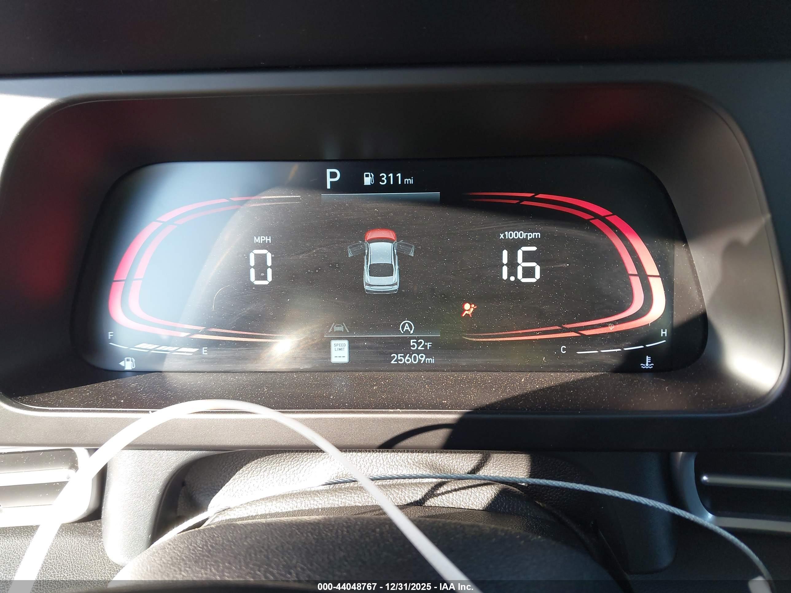 HYUNDAI ELANTRA image 7
