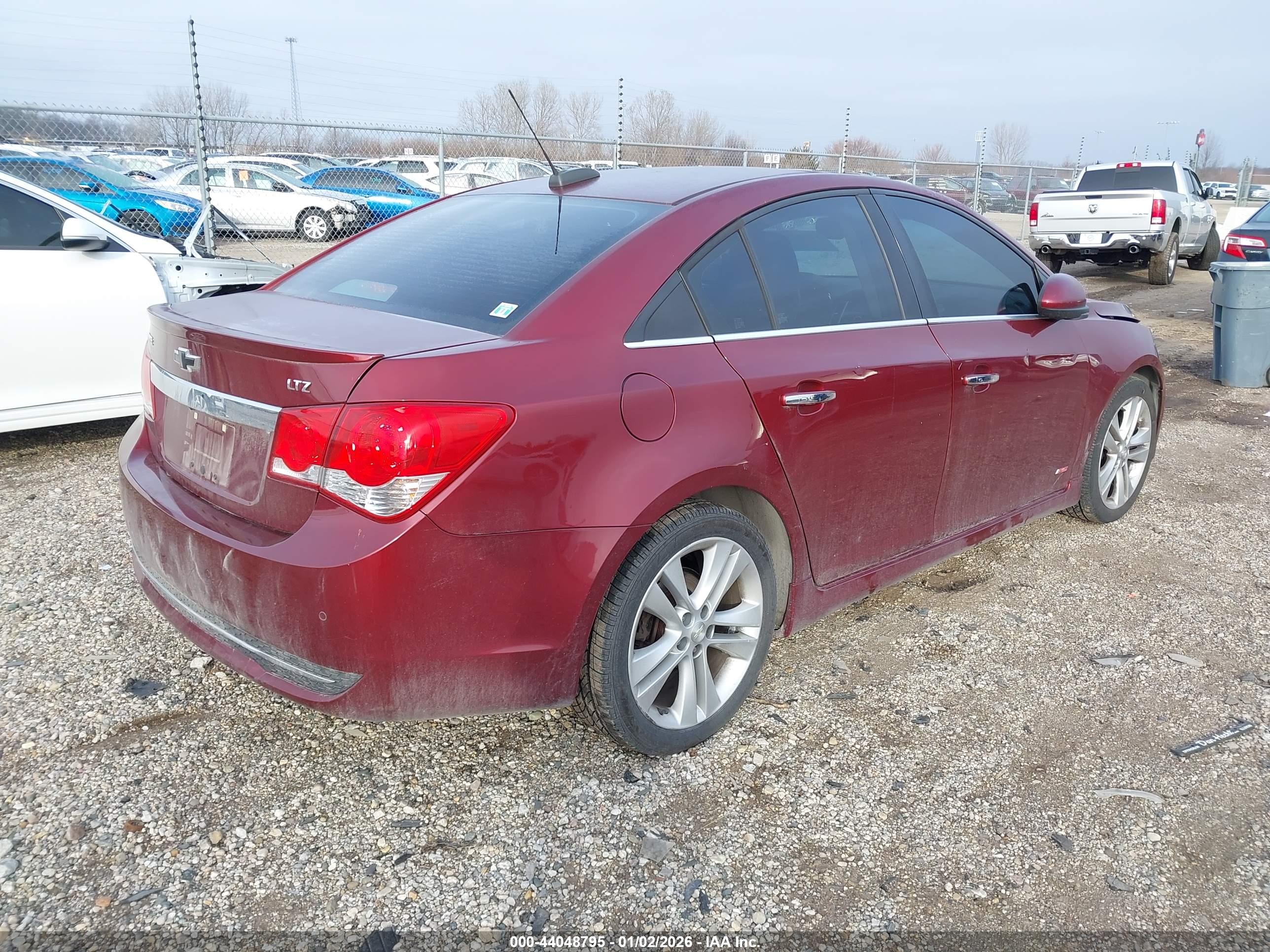 CHEVROLET CRUZE image 4