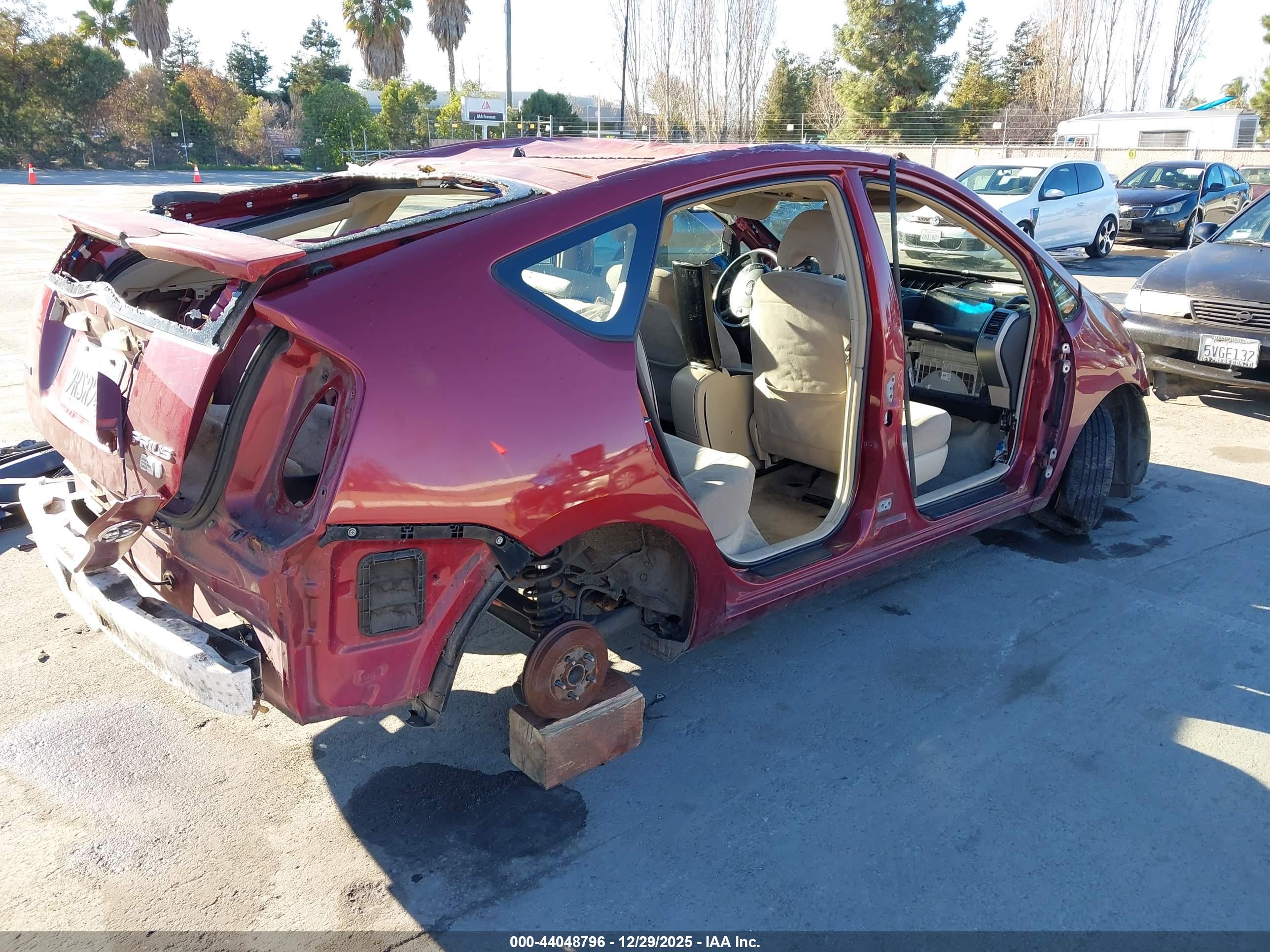 TOYOTA PRIUS image 4