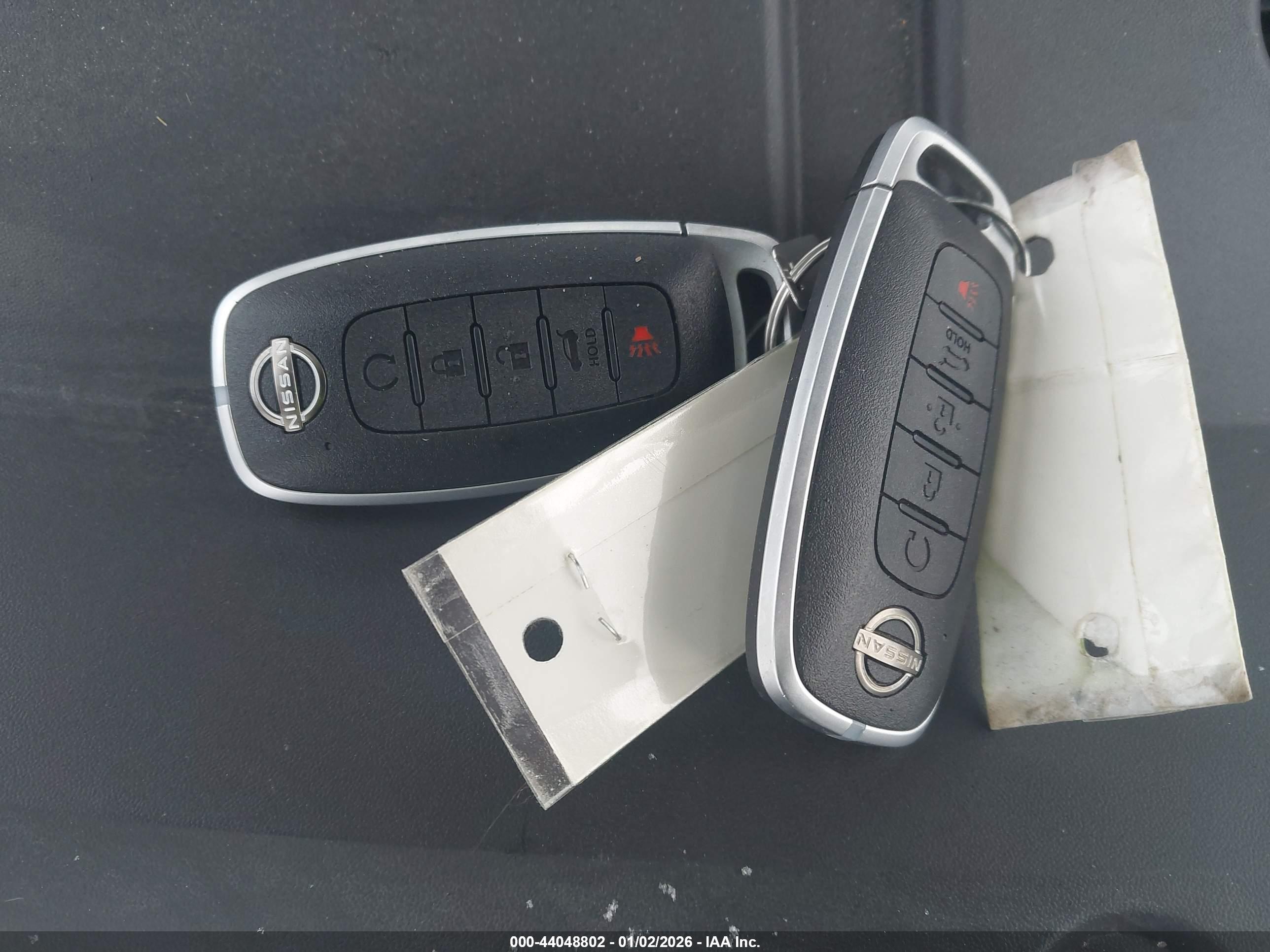 NISSAN ROGUE image 11