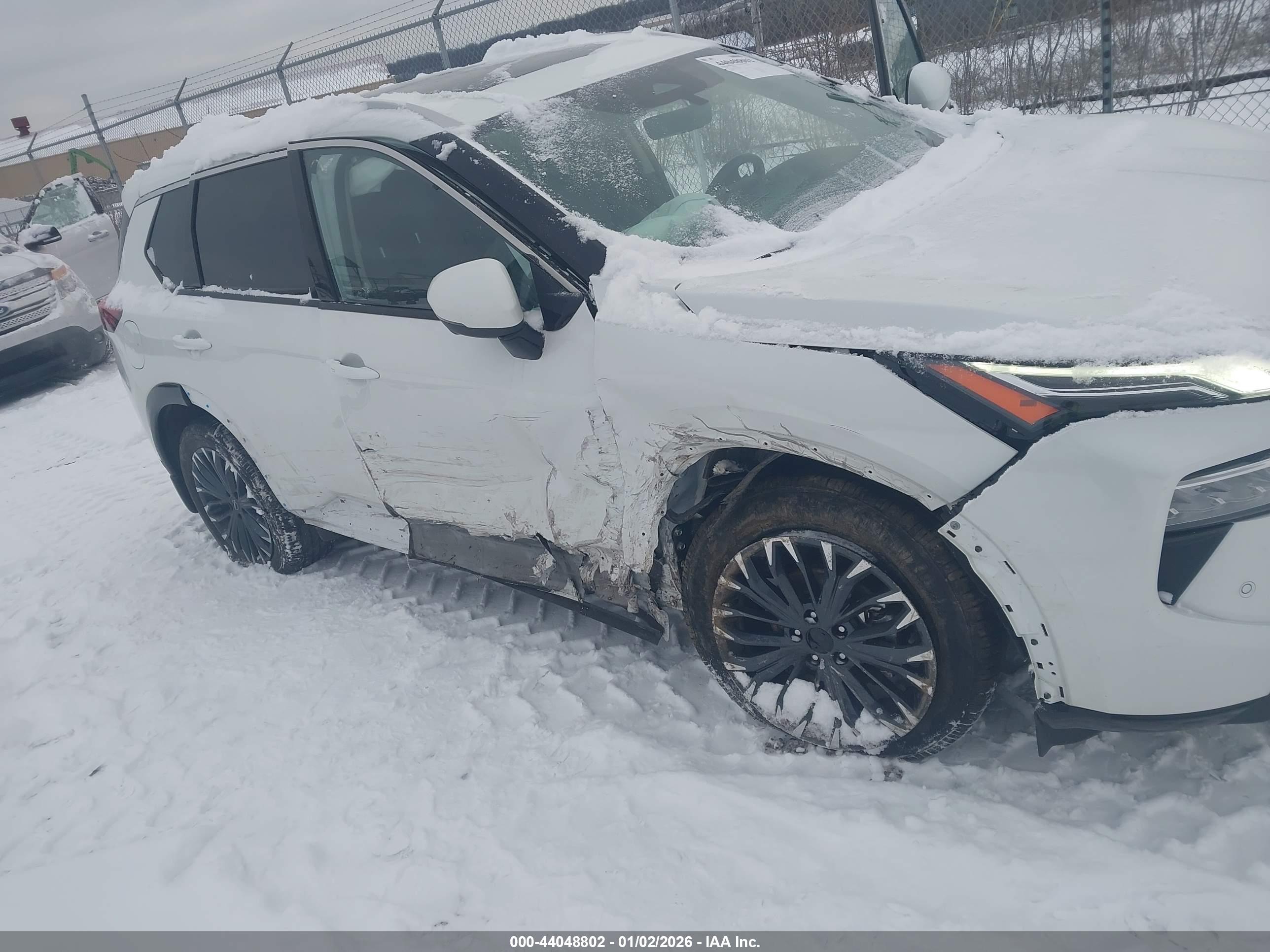 NISSAN ROGUE image 6