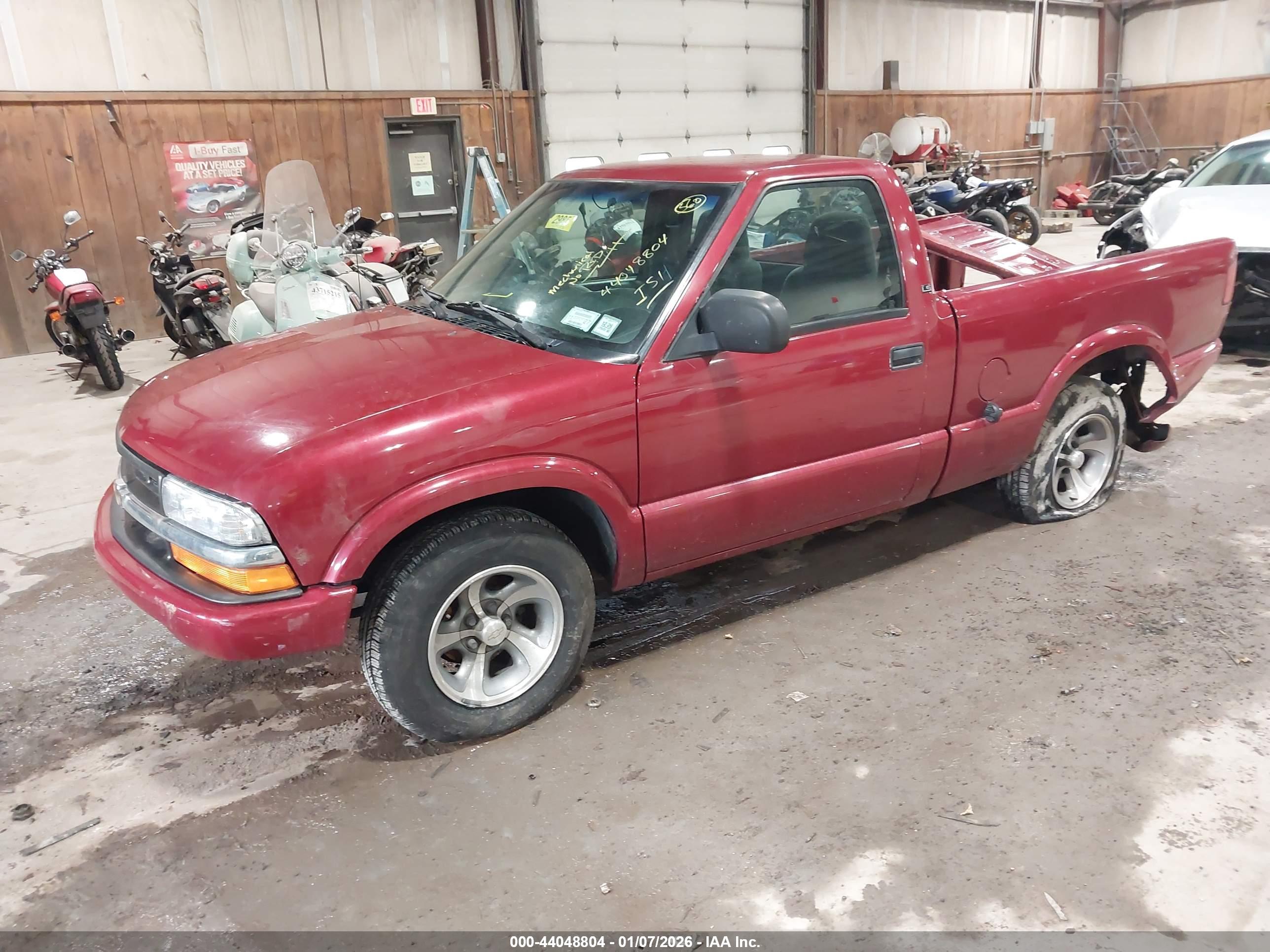 CHEVROLET S-10 image 2