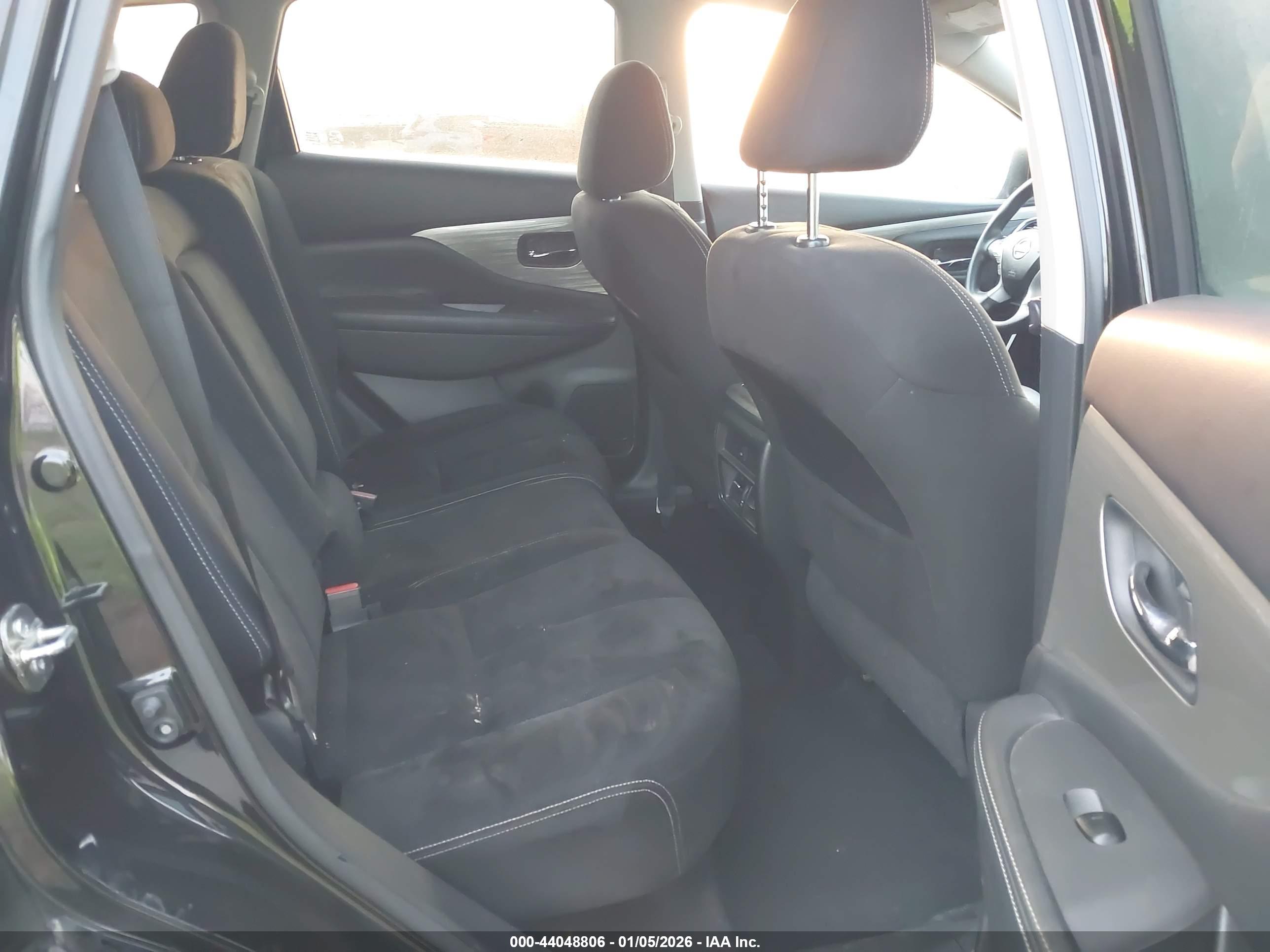 NISSAN MURANO image 8