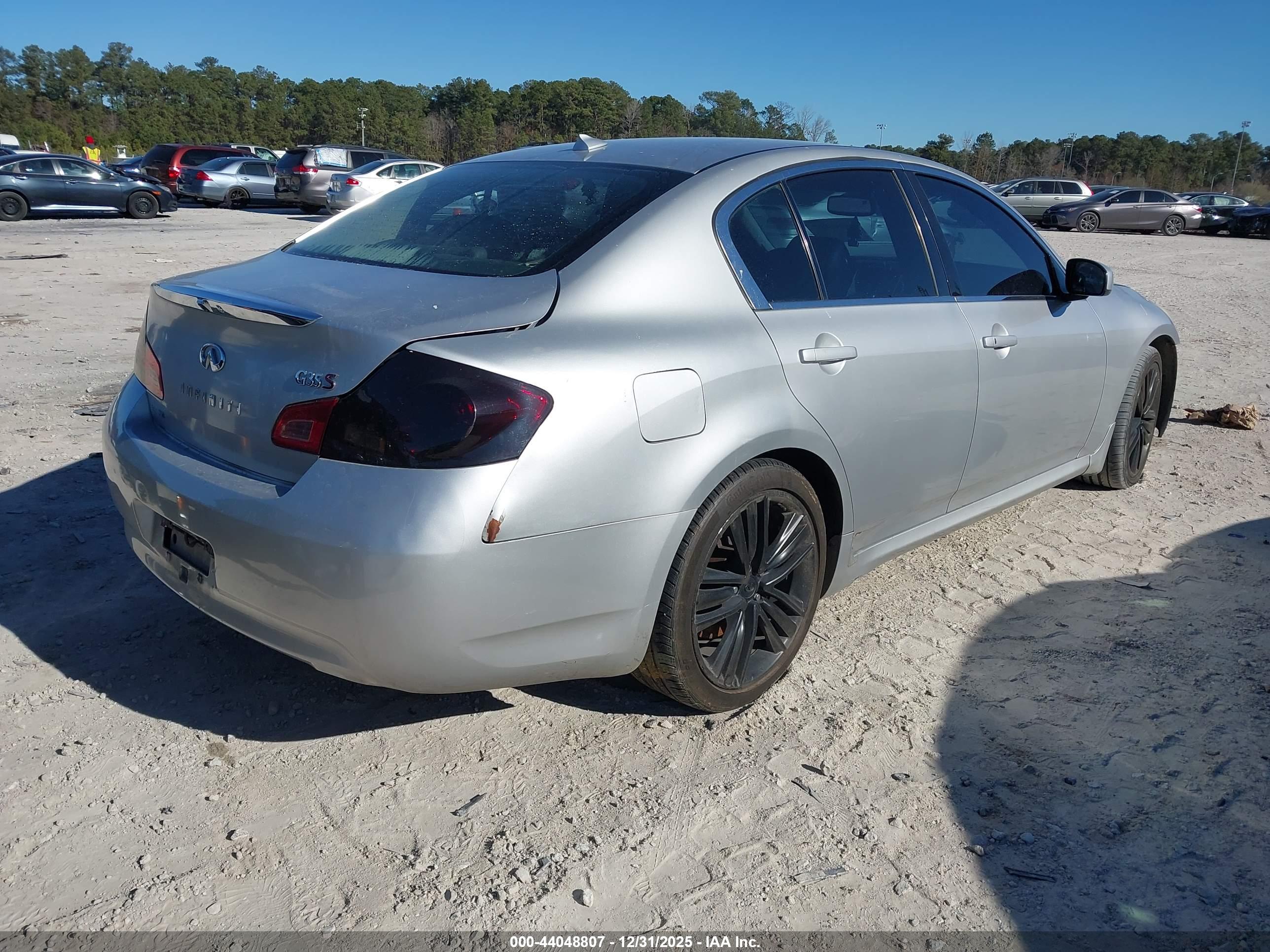 INFINITI G35 image 4