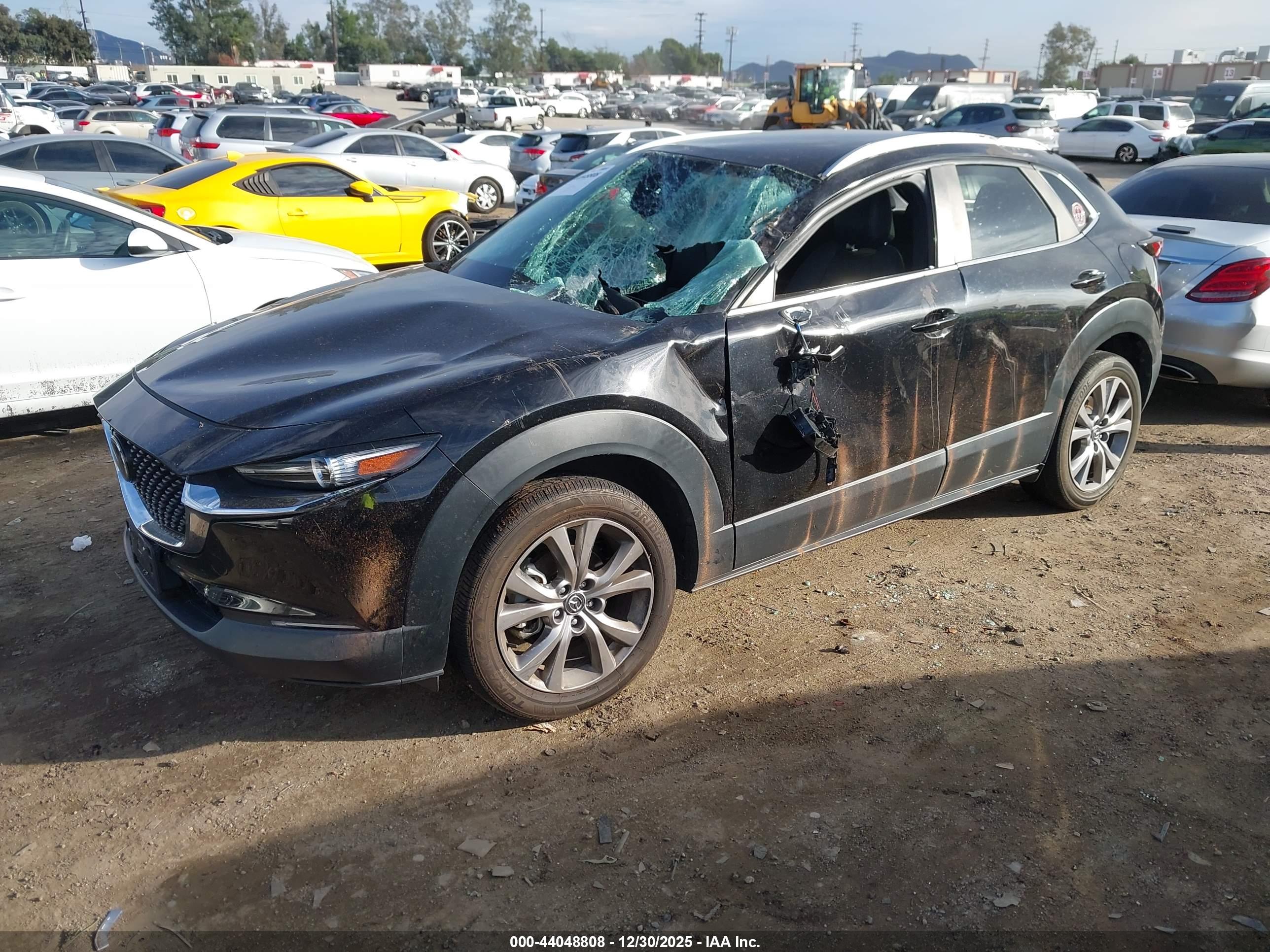 MAZDA CX-30 image 2