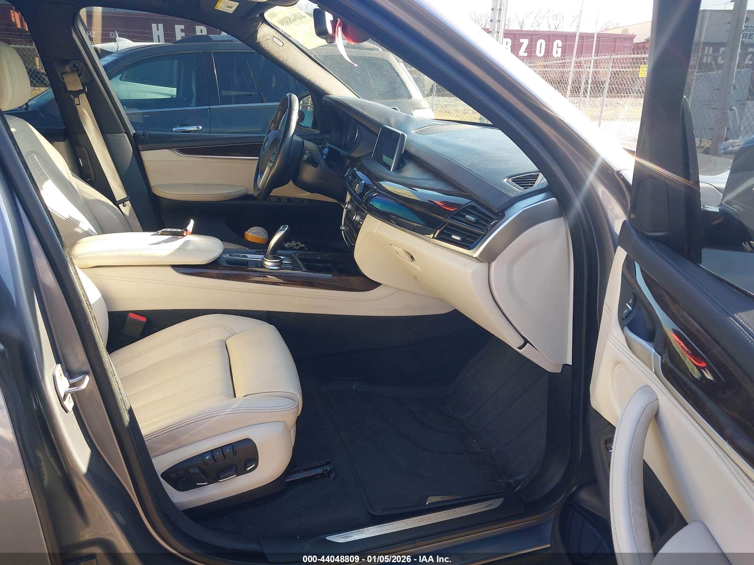 BMW X5 image 5