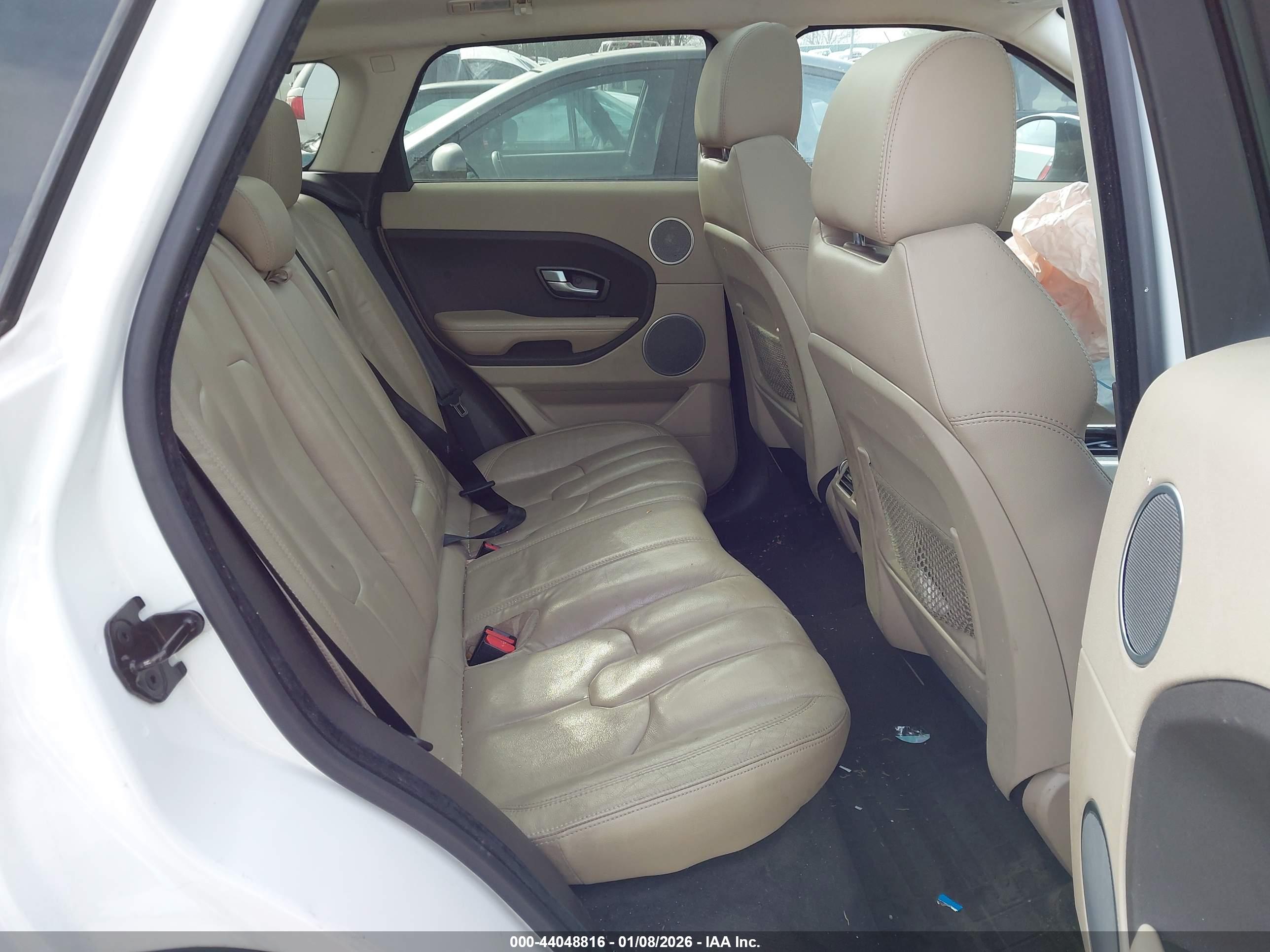 LAND ROVER image 8