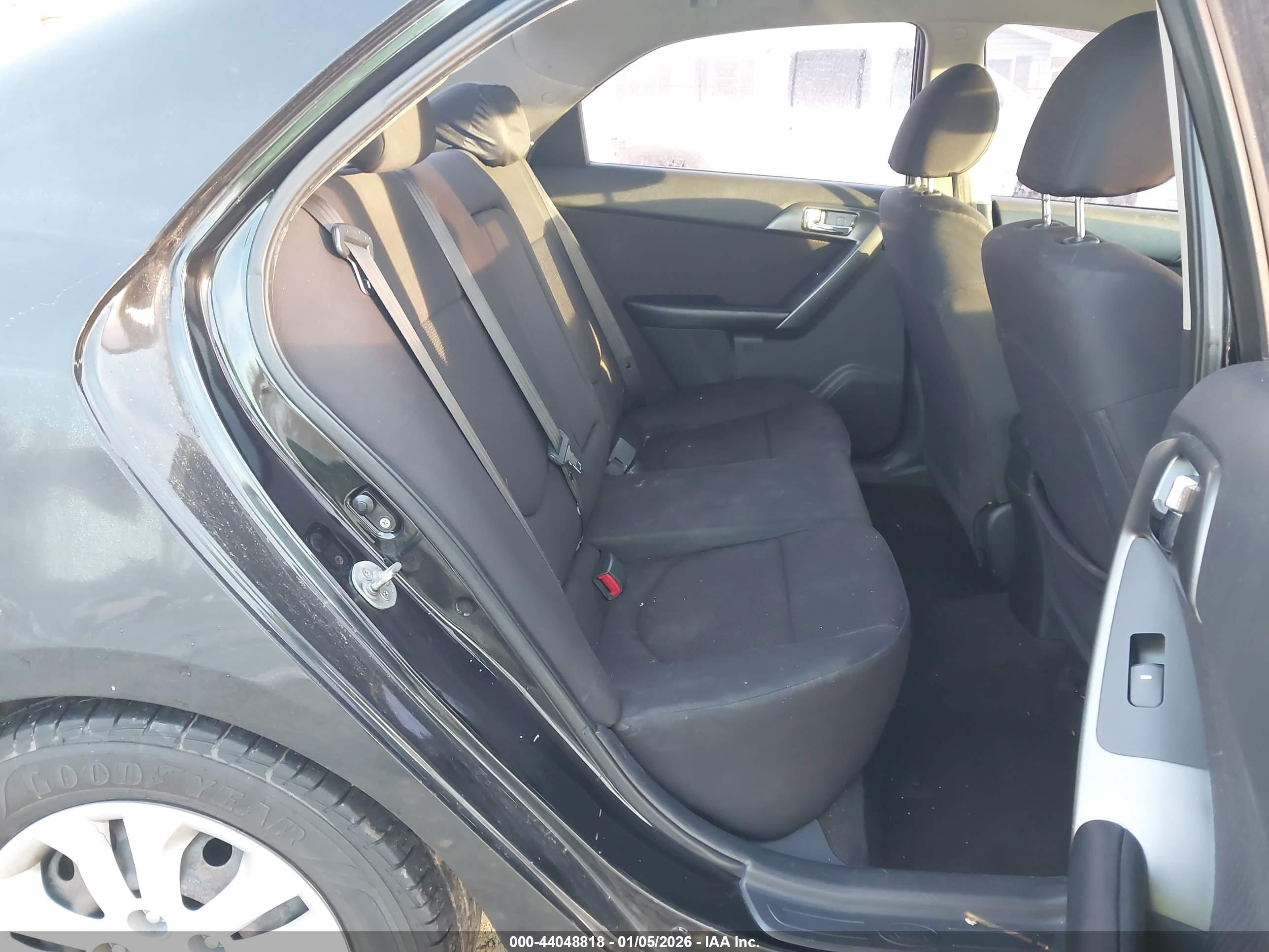 KIA FORTE image 8