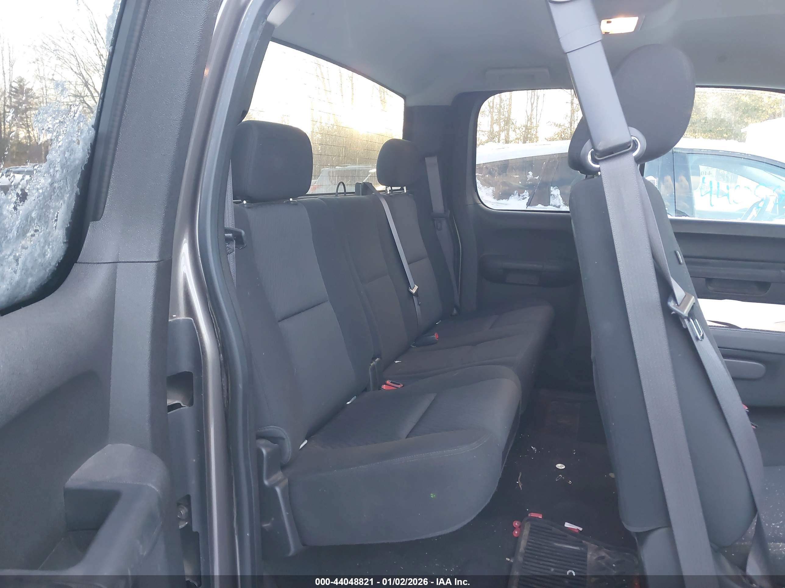 GMC SIERRA image 8