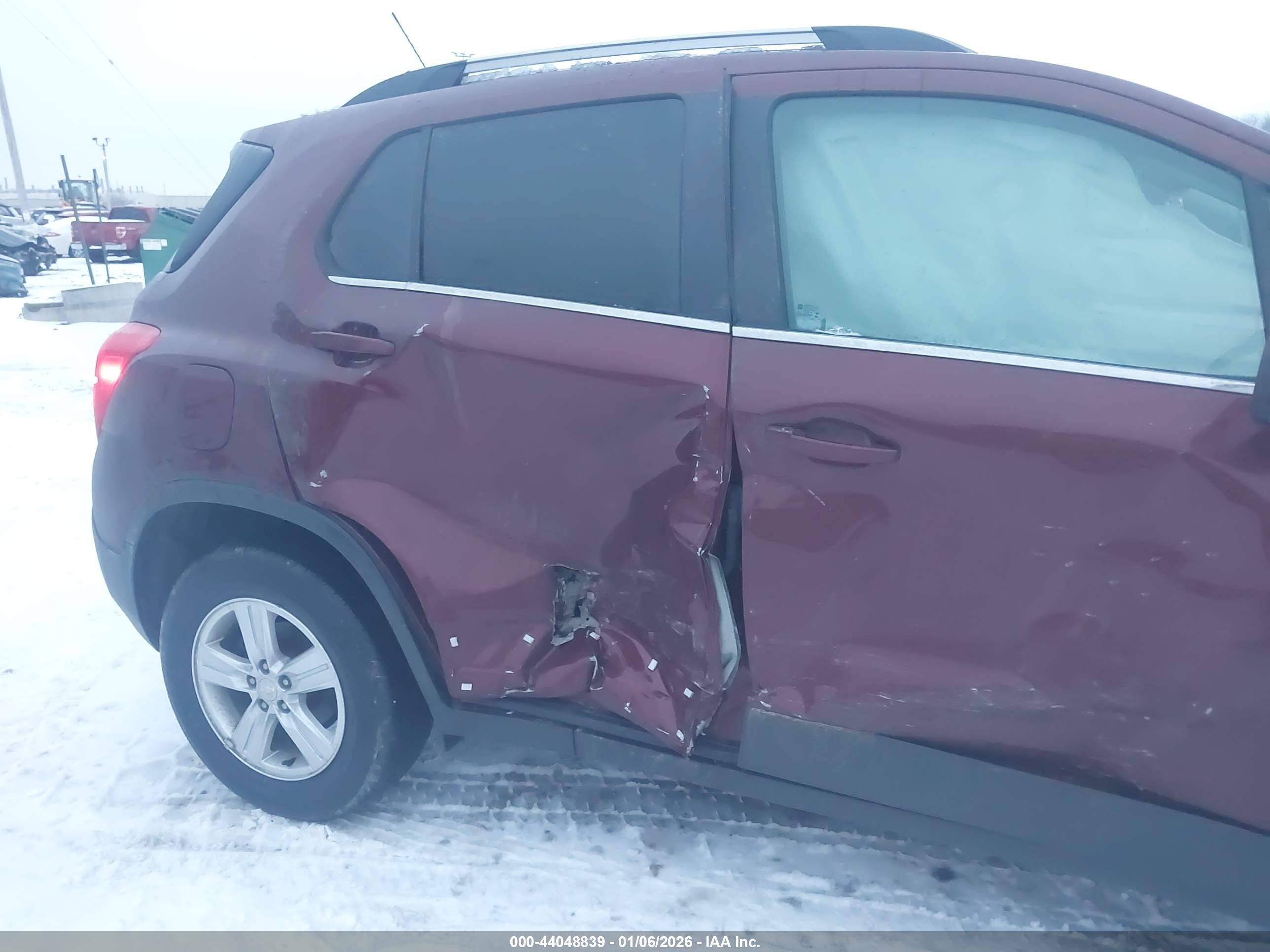 CHEVROLET TRAX image 6