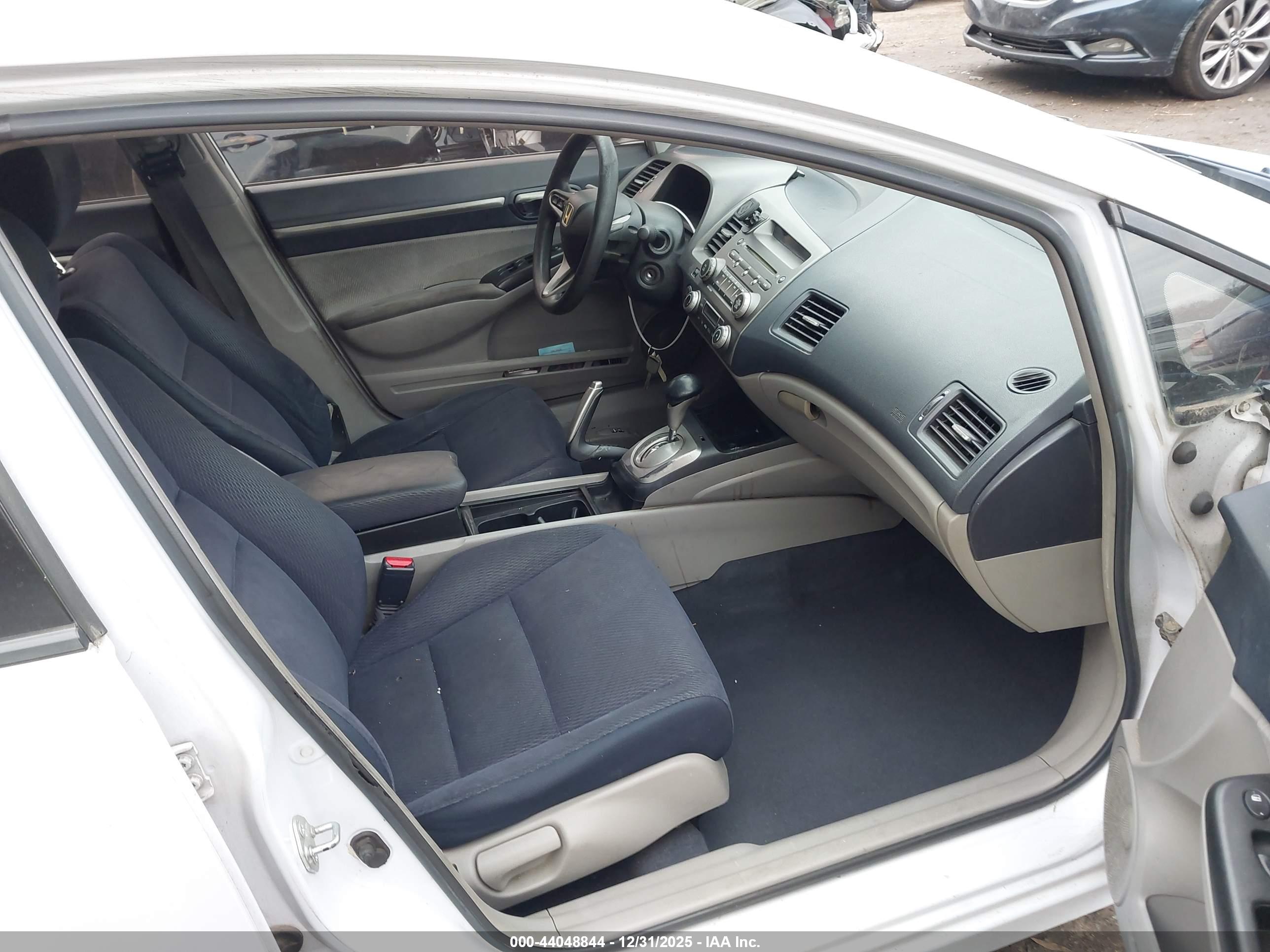 HONDA CIVIC image 5