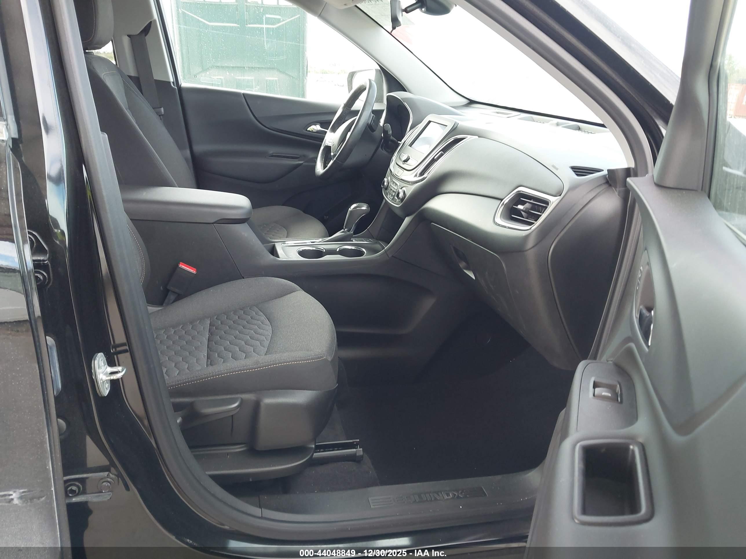 CHEVROLET EQUINOX image 5