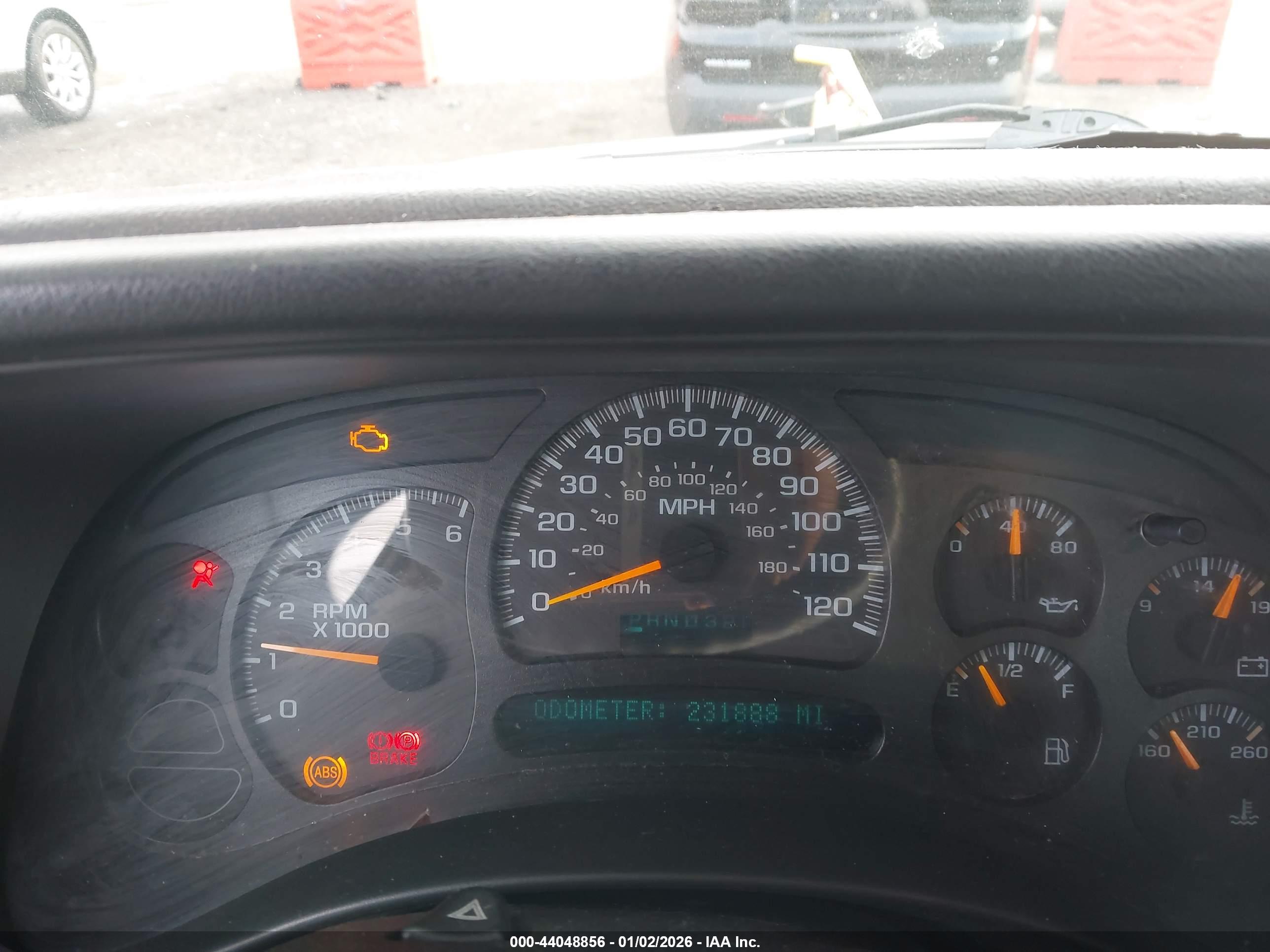 CHEVROLET SILVERADO image 7