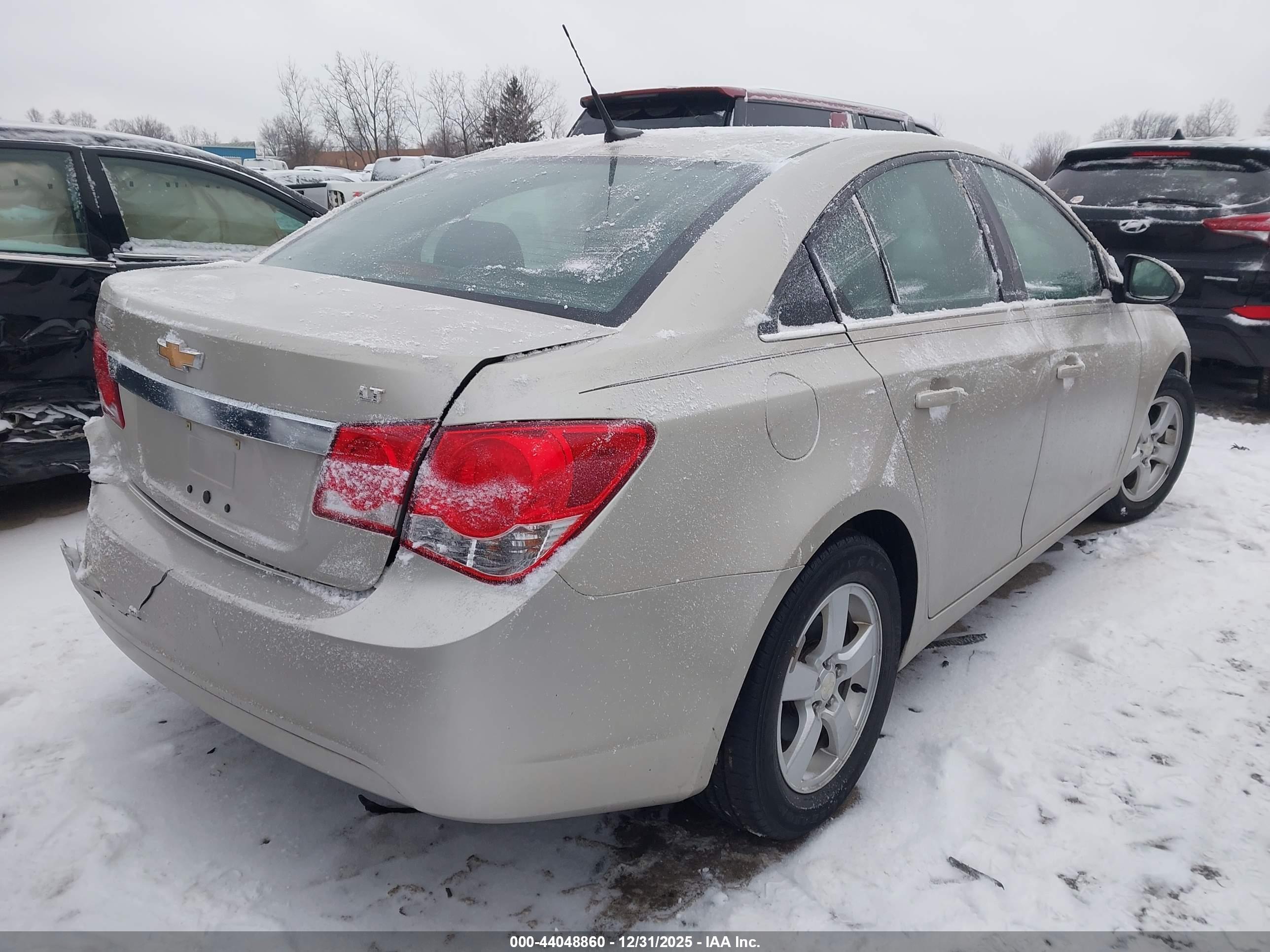CHEVROLET CRUZE image 4