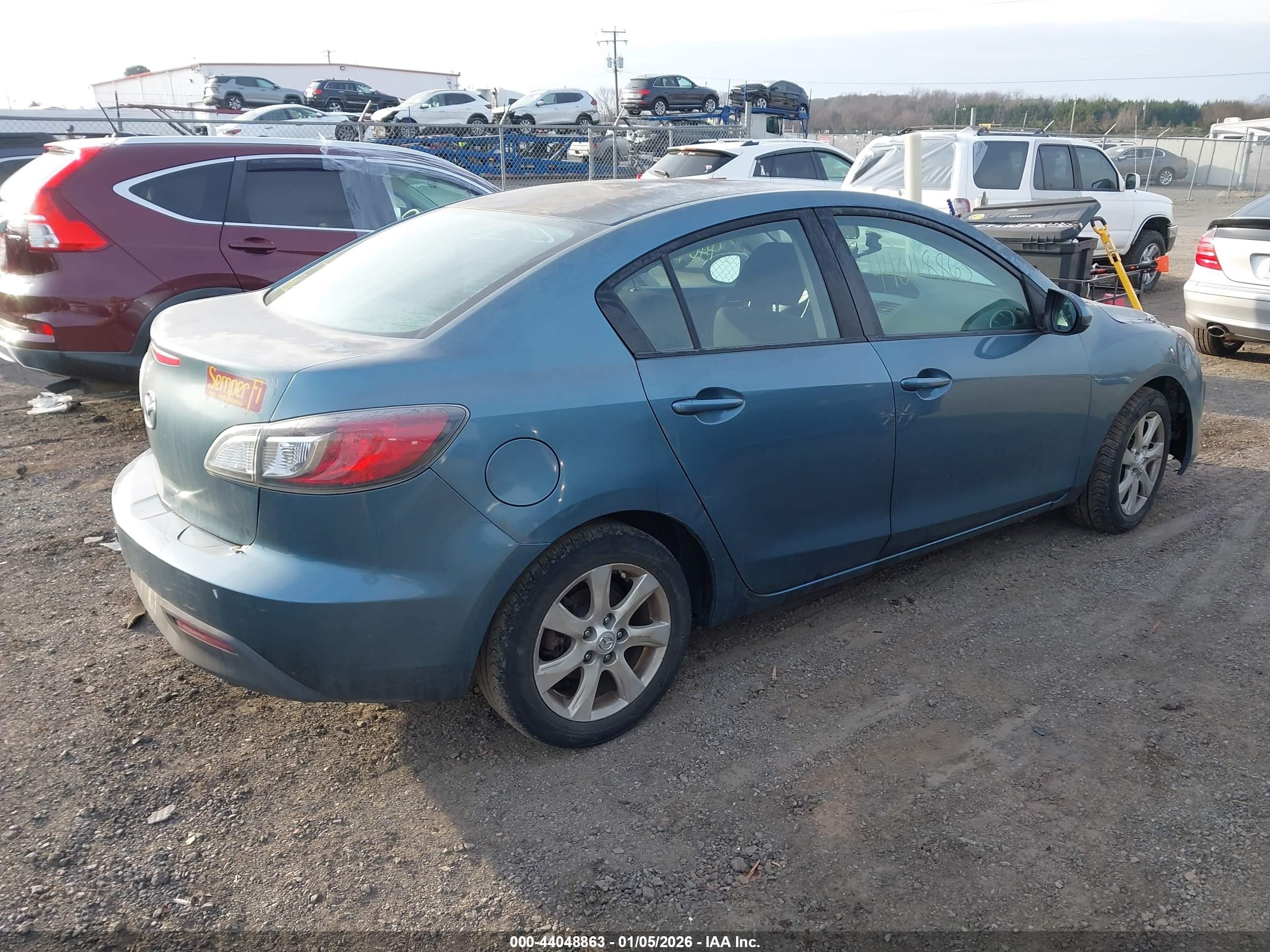 MAZDA MAZDA3 image 4