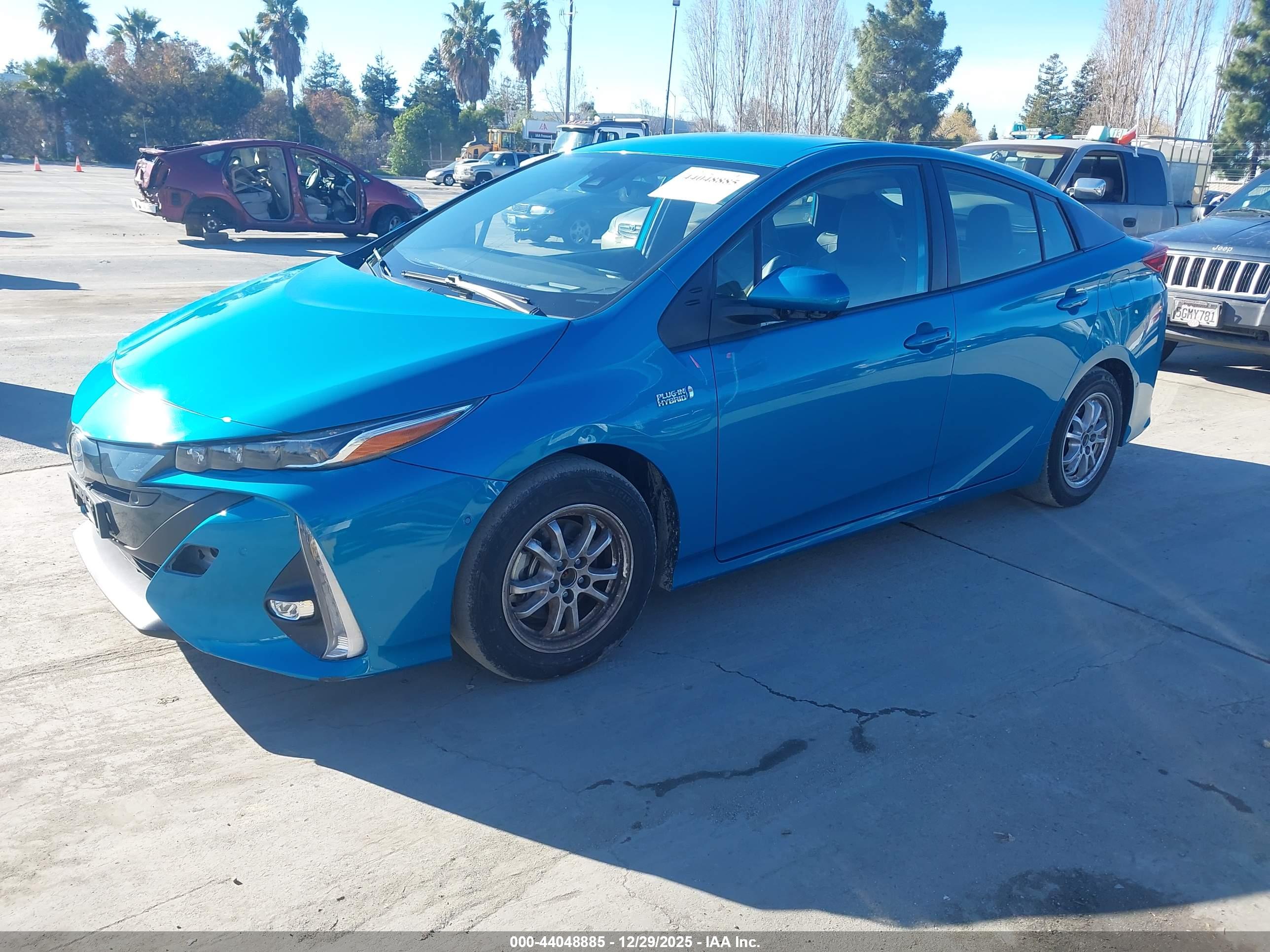 TOYOTA PRIUS image 2