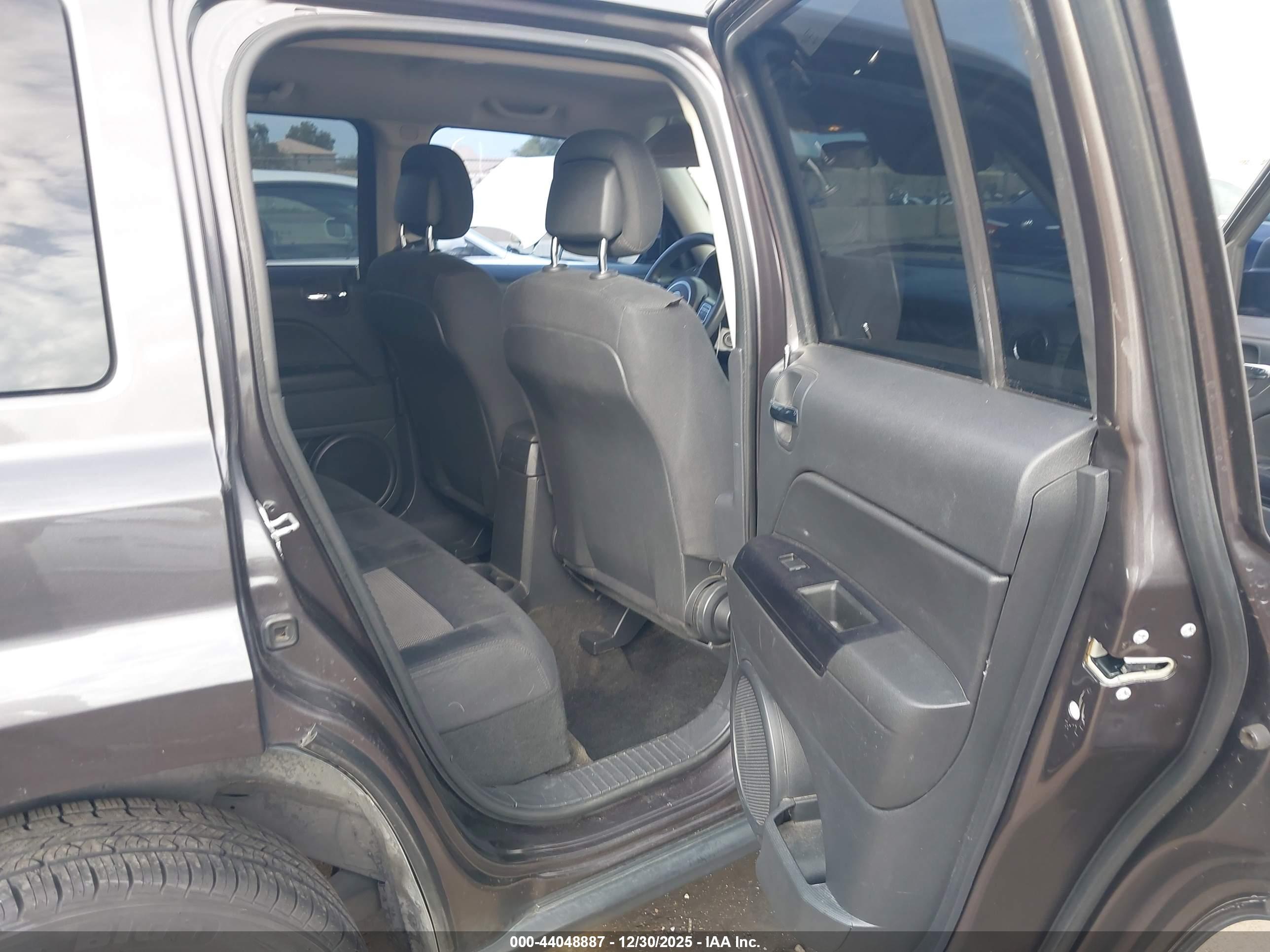 JEEP PATRIOT image 8