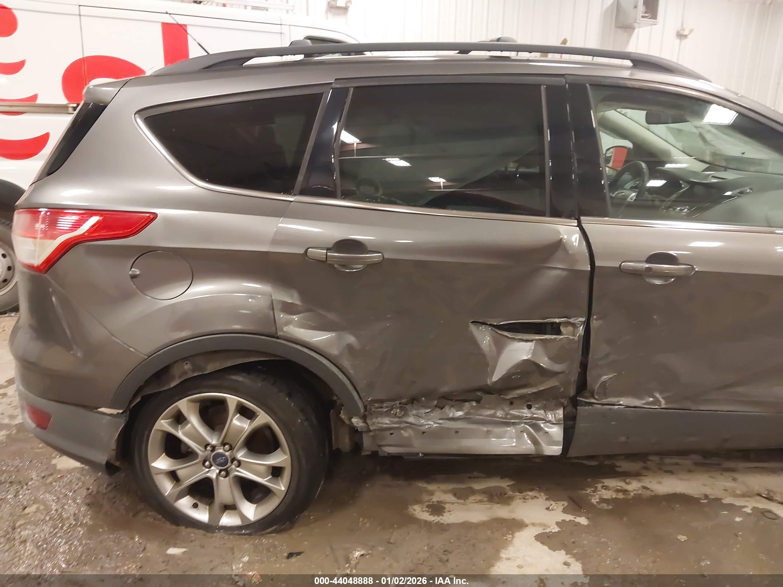 FORD ESCAPE image 6