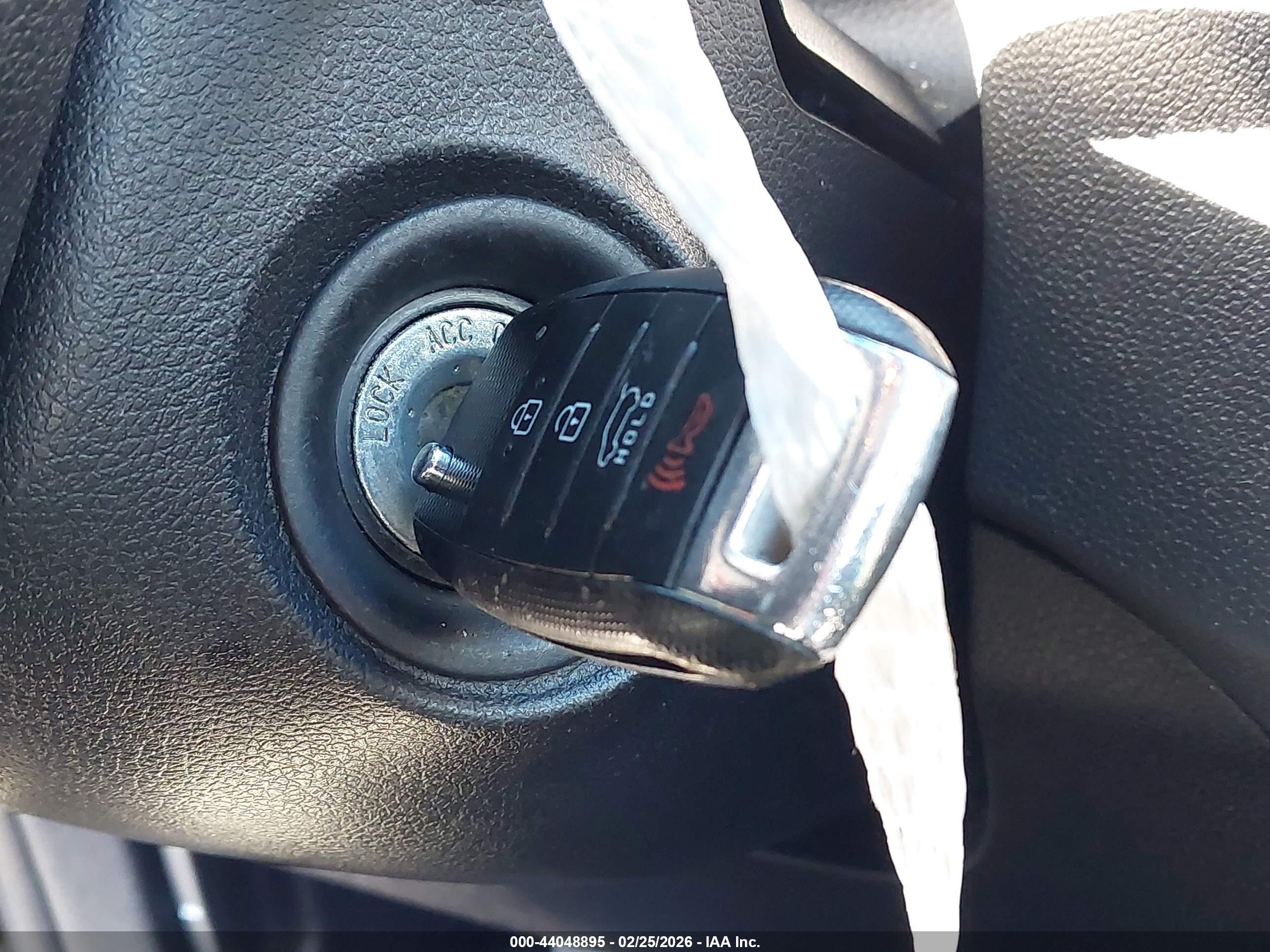 KIA SORENTO image 11