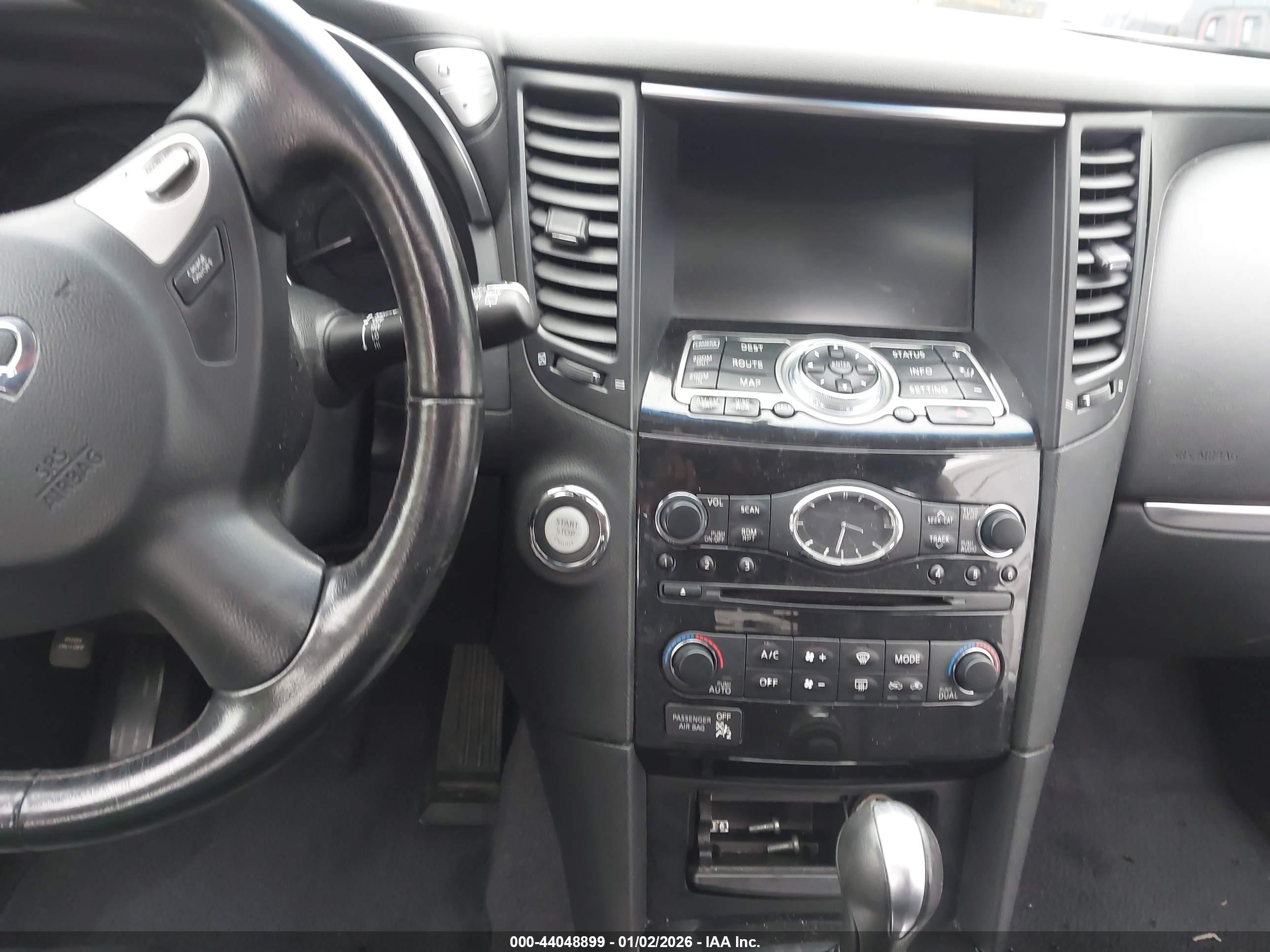 INFINITI FX37 image 6