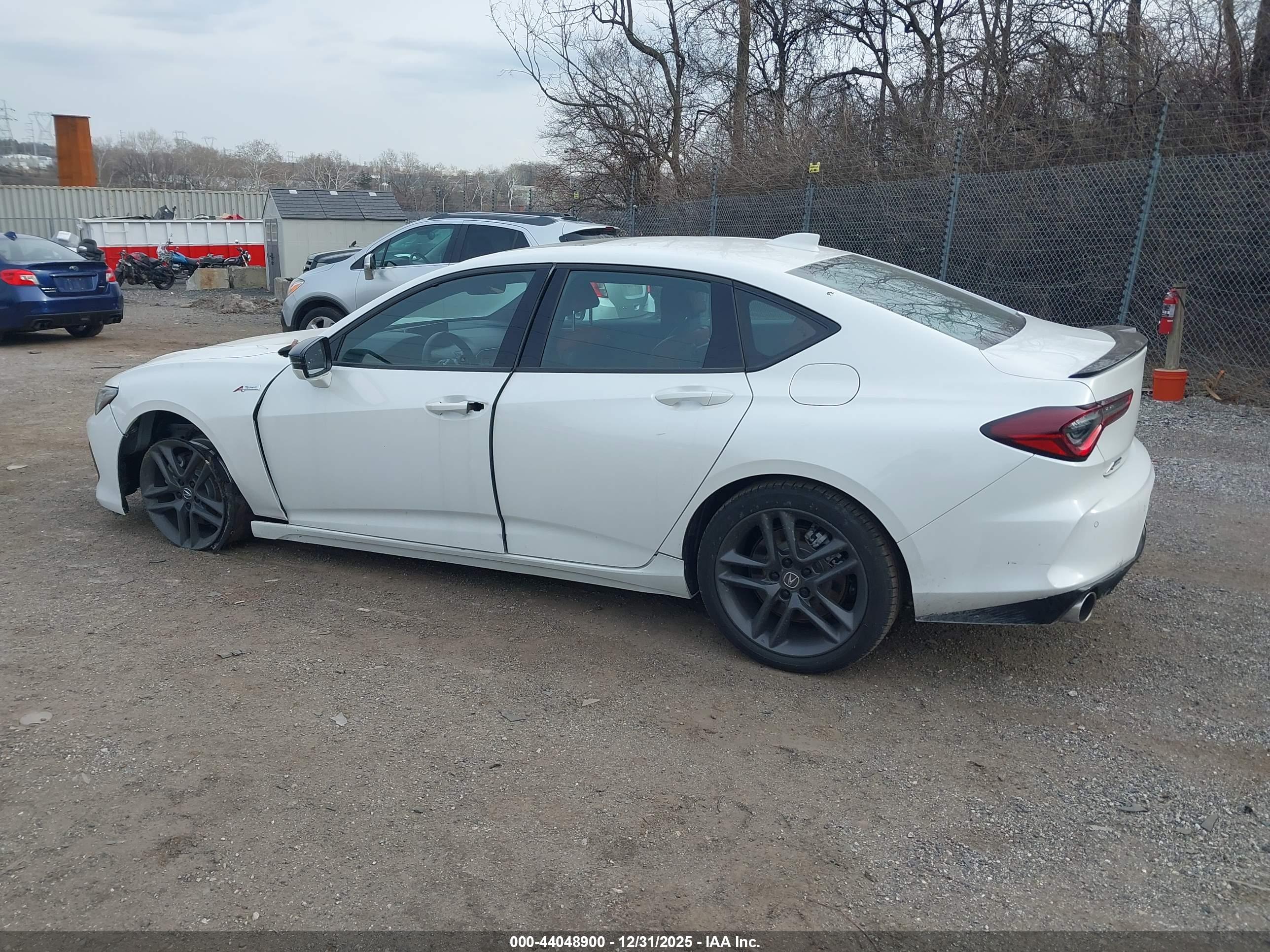 ACURA TLX image 3
