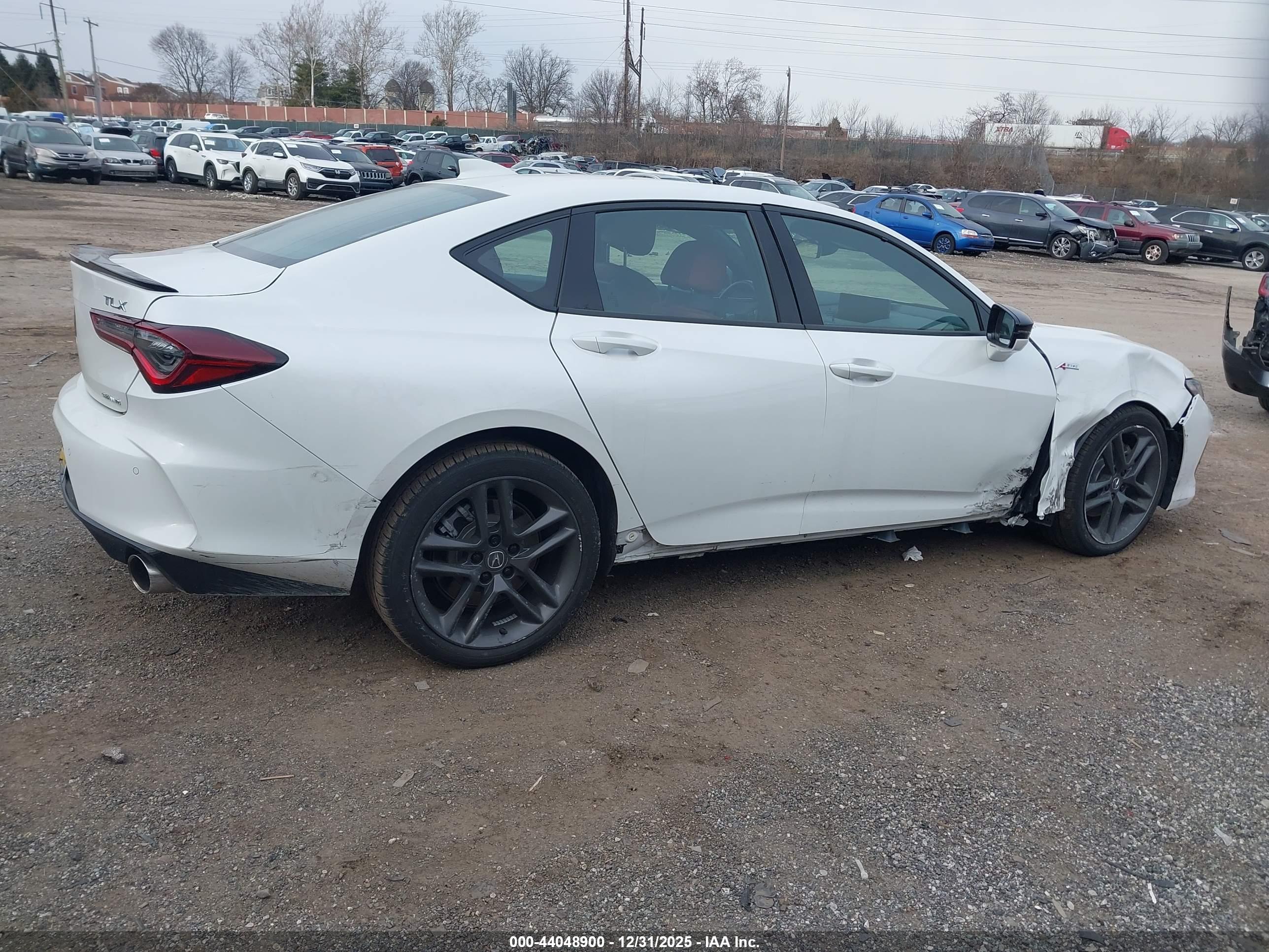 ACURA TLX image 4